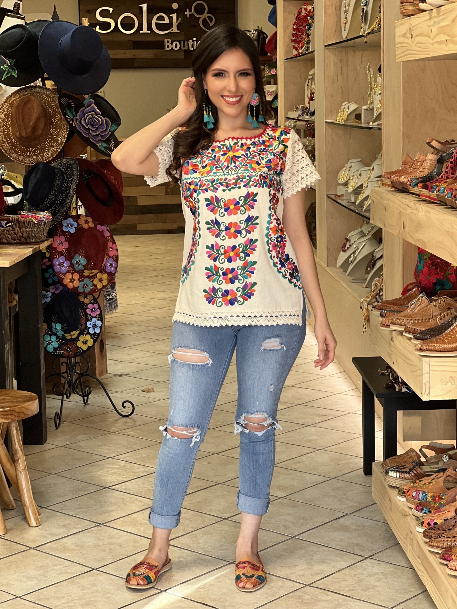 Mexican Floral Embroidered Blouse. Artisanal Mexican Blouse. Otomi Floral Blouse. - Solei Store