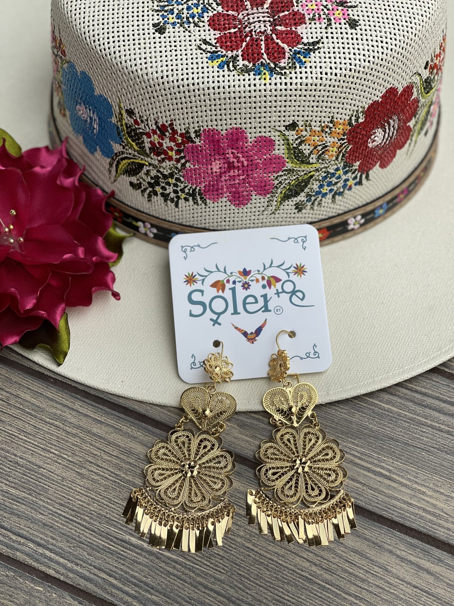 Mexican Flower Filigree Earrings. Filigrana Margarita Corazon. - Solei Store