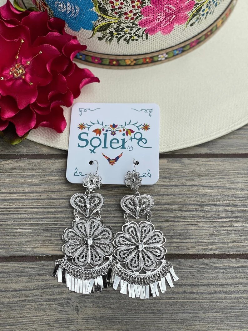 Mexican Flower Filigree Earrings. Filigrana Margarita Corazon. - Solei Store