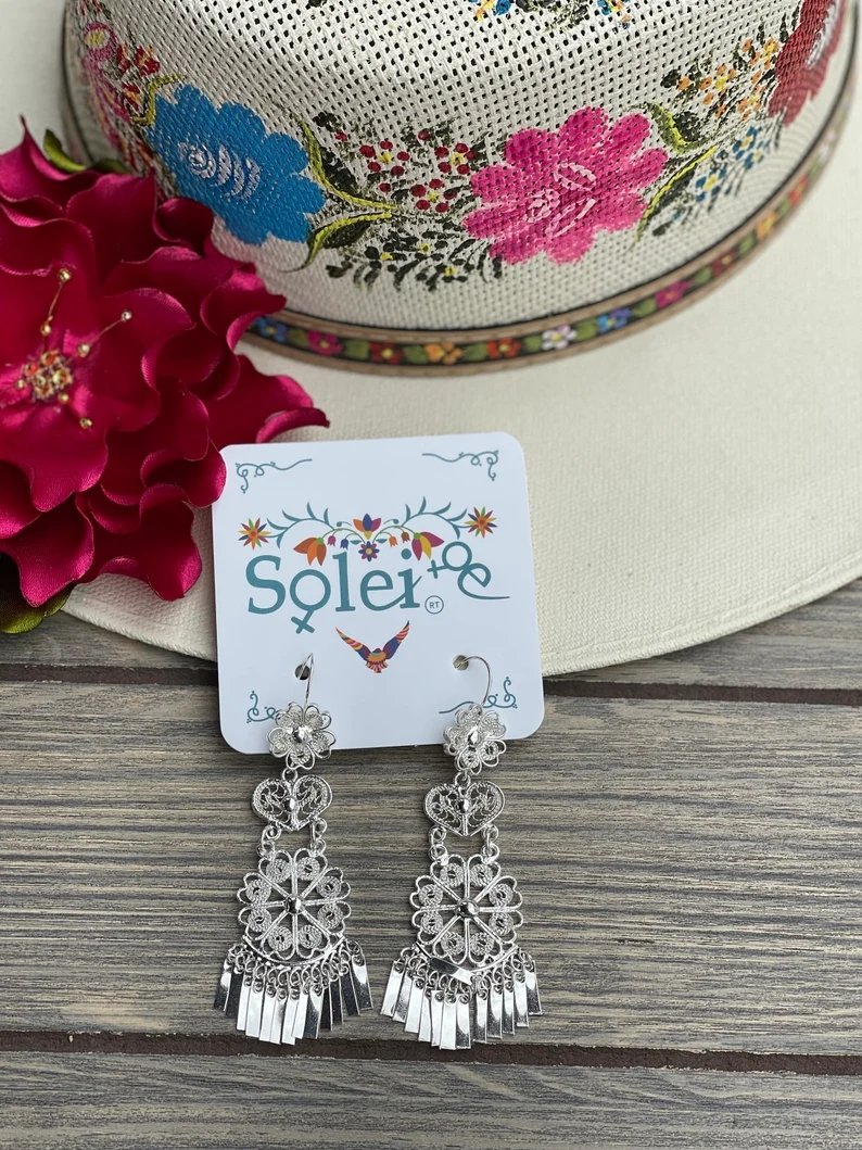 Mexican Flower Filigree Earrings. Filigrana Margarita Corazon. - Solei Store