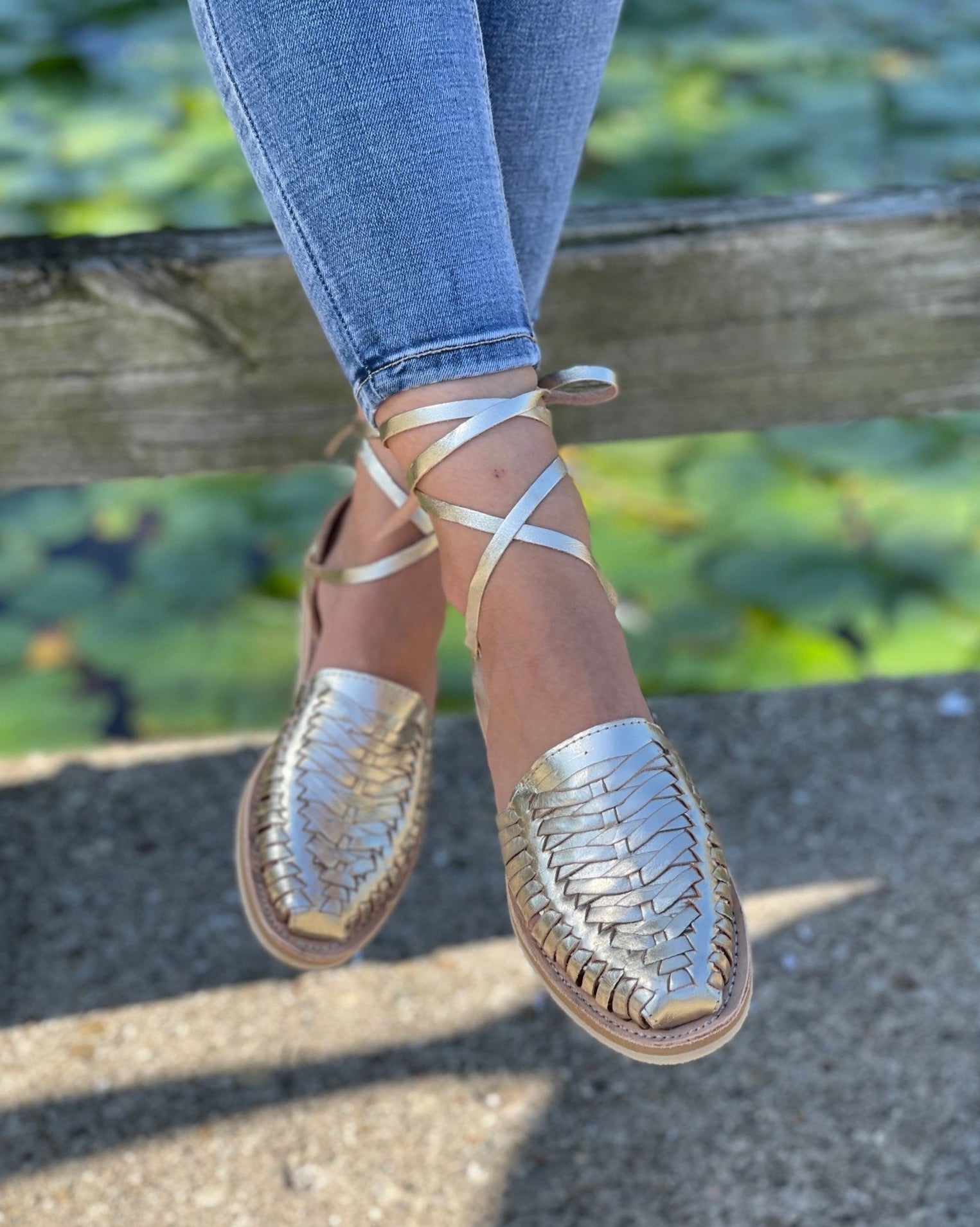 Mexican Golden Leather Flats. Lace Up Flats. Huarache Charissa Trenzado Dorado. - Solei Store