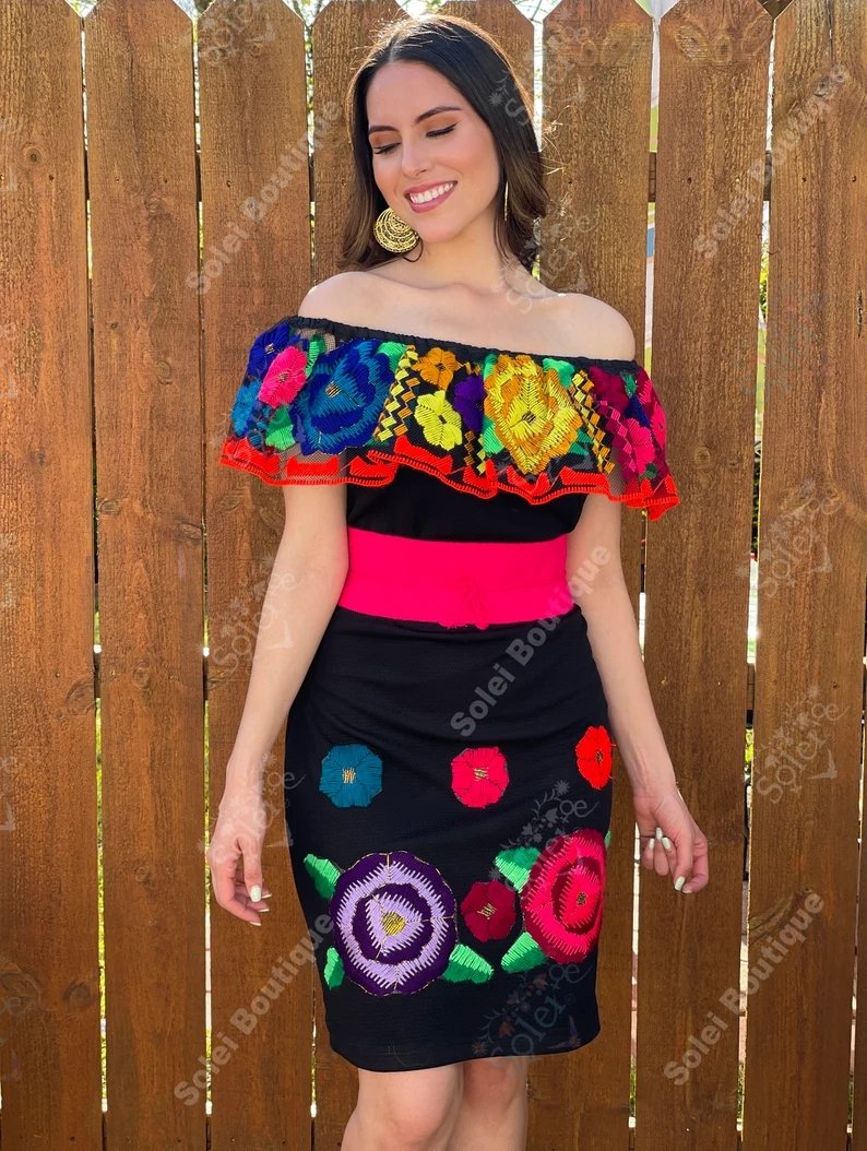Mexican Hand Embroidered Floral Dress. Vestido Mini Chiapaneco - Solei Store