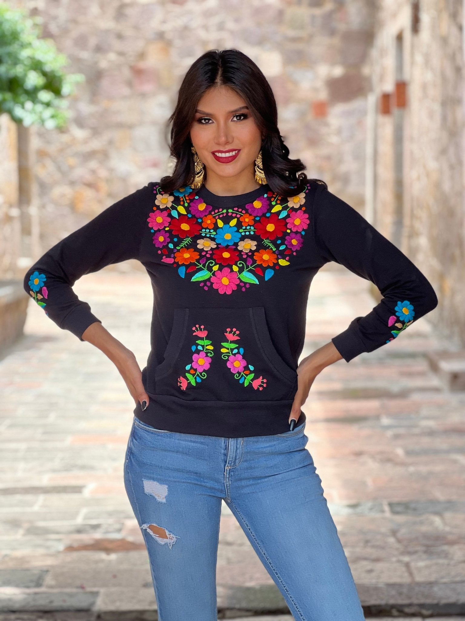 Mexican Hand Embroidered Floral Sweatshirt. Fernanda Sweatshirt - Solei Store
