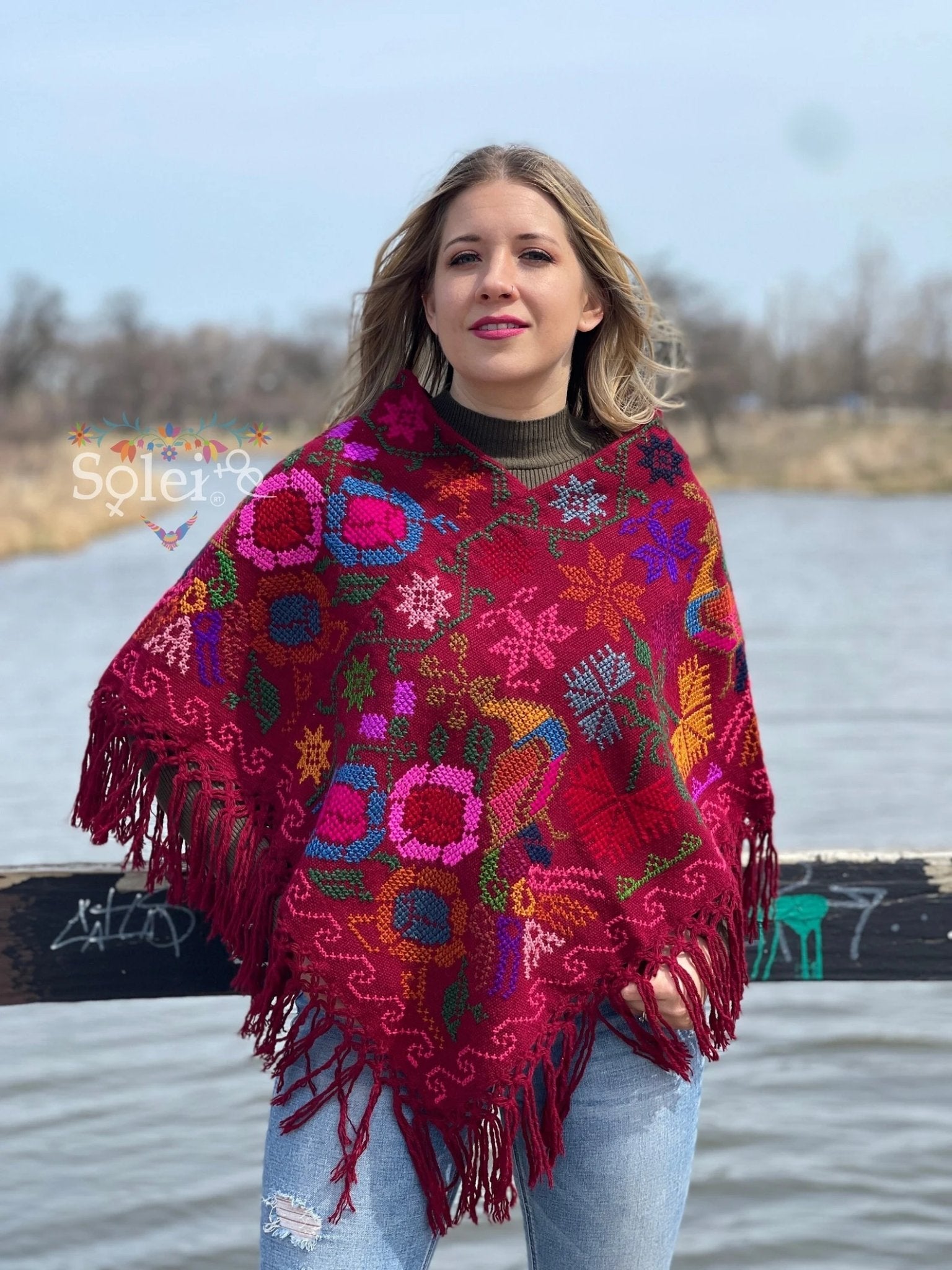 Mexican Hand Embroidered Poncho. Mañanita Pavos. - Solei Store
