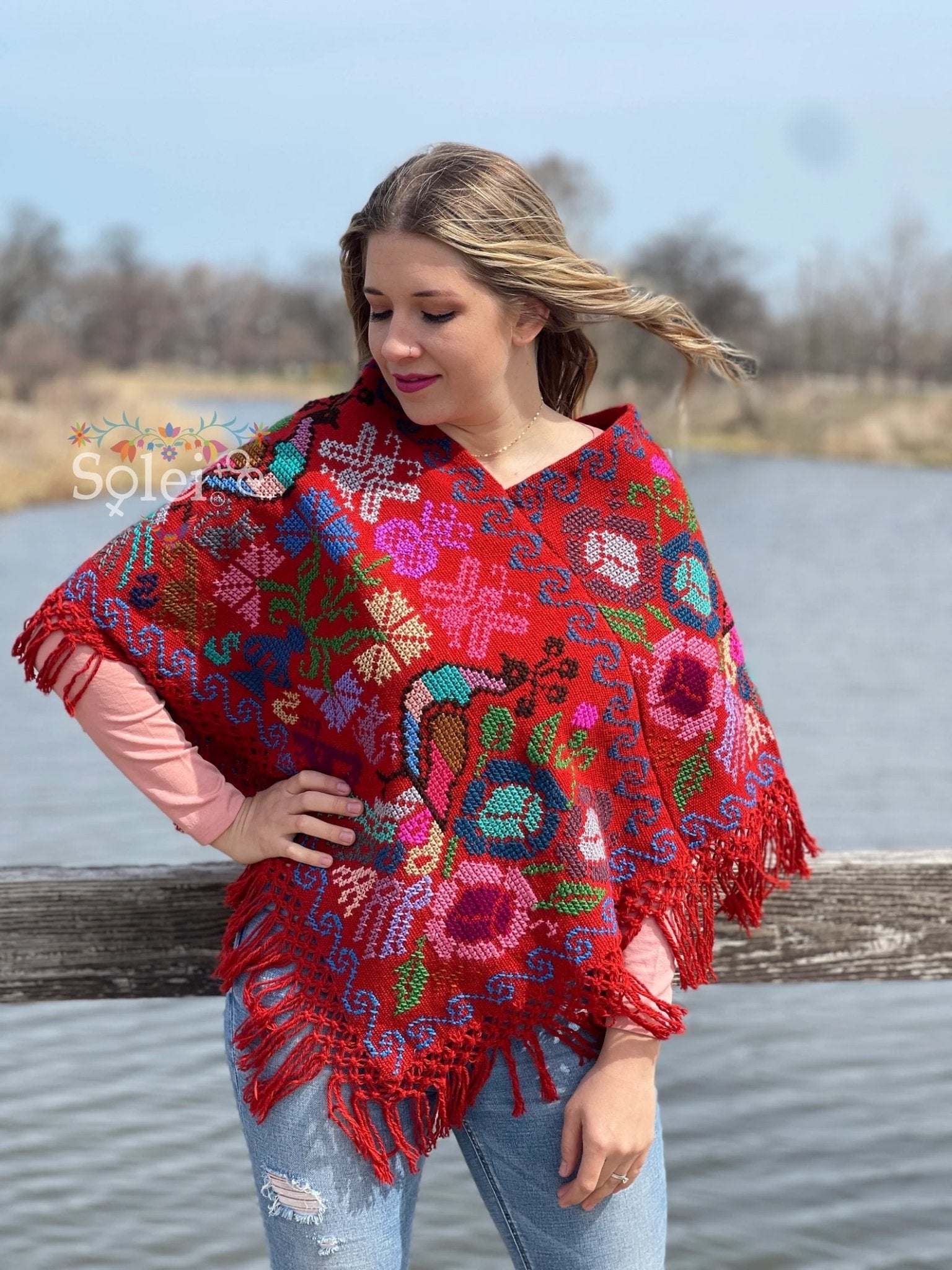 Mexican Hand Embroidered Poncho. Mañanita Pavos. - Solei Store