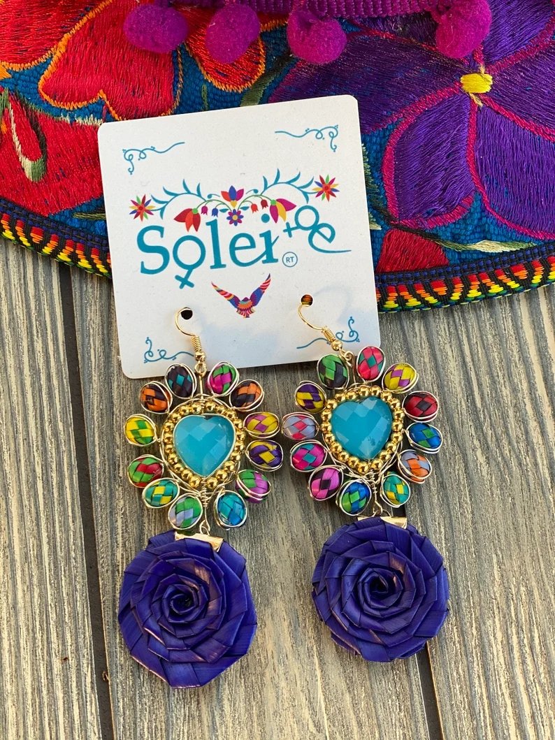 Mexican Heart Earrings. Artisanal Palm Leaf Earrings. Arete Corazon Palma - Solei Store