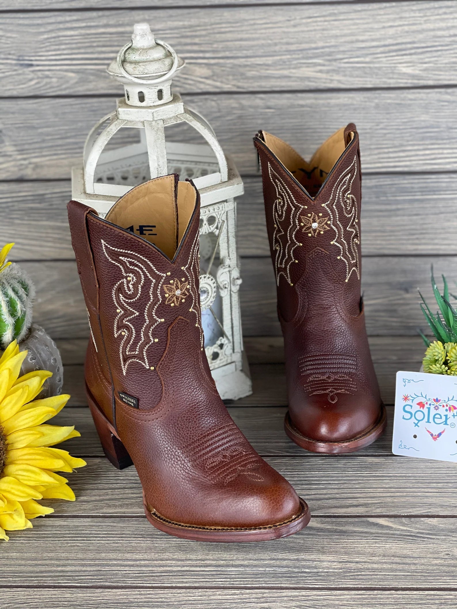 Mexican Leather Floral Embroidered Boots. Karina Boots. - Solei Store