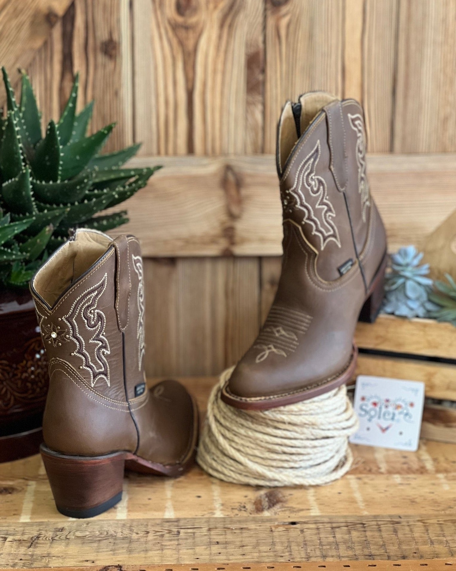 Mexican Leather Floral Embroidered Boots. Karina Boots. - Solei Store