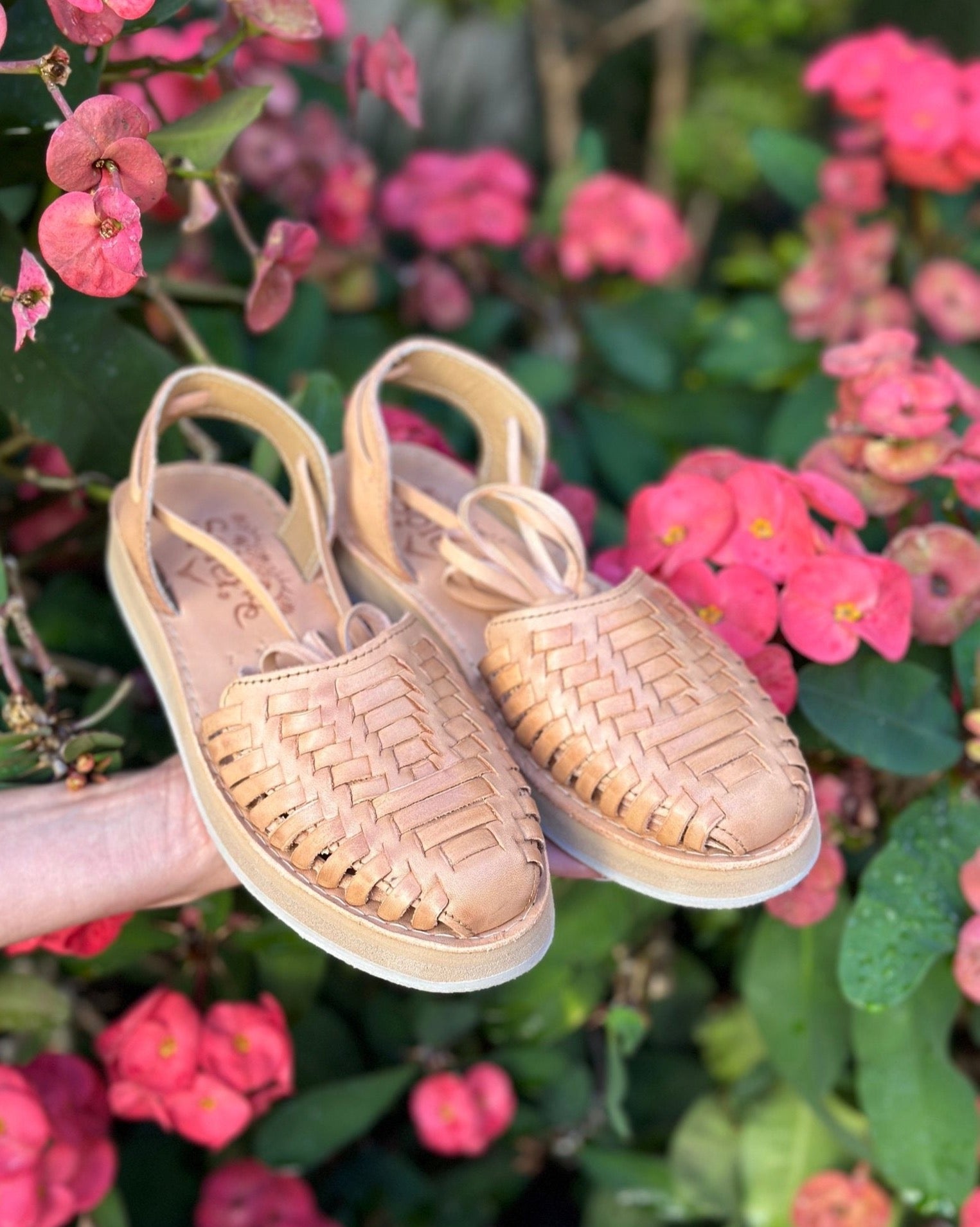 Mexican Leather Huaraches with Strap. Huarache Brenda - Solei Store