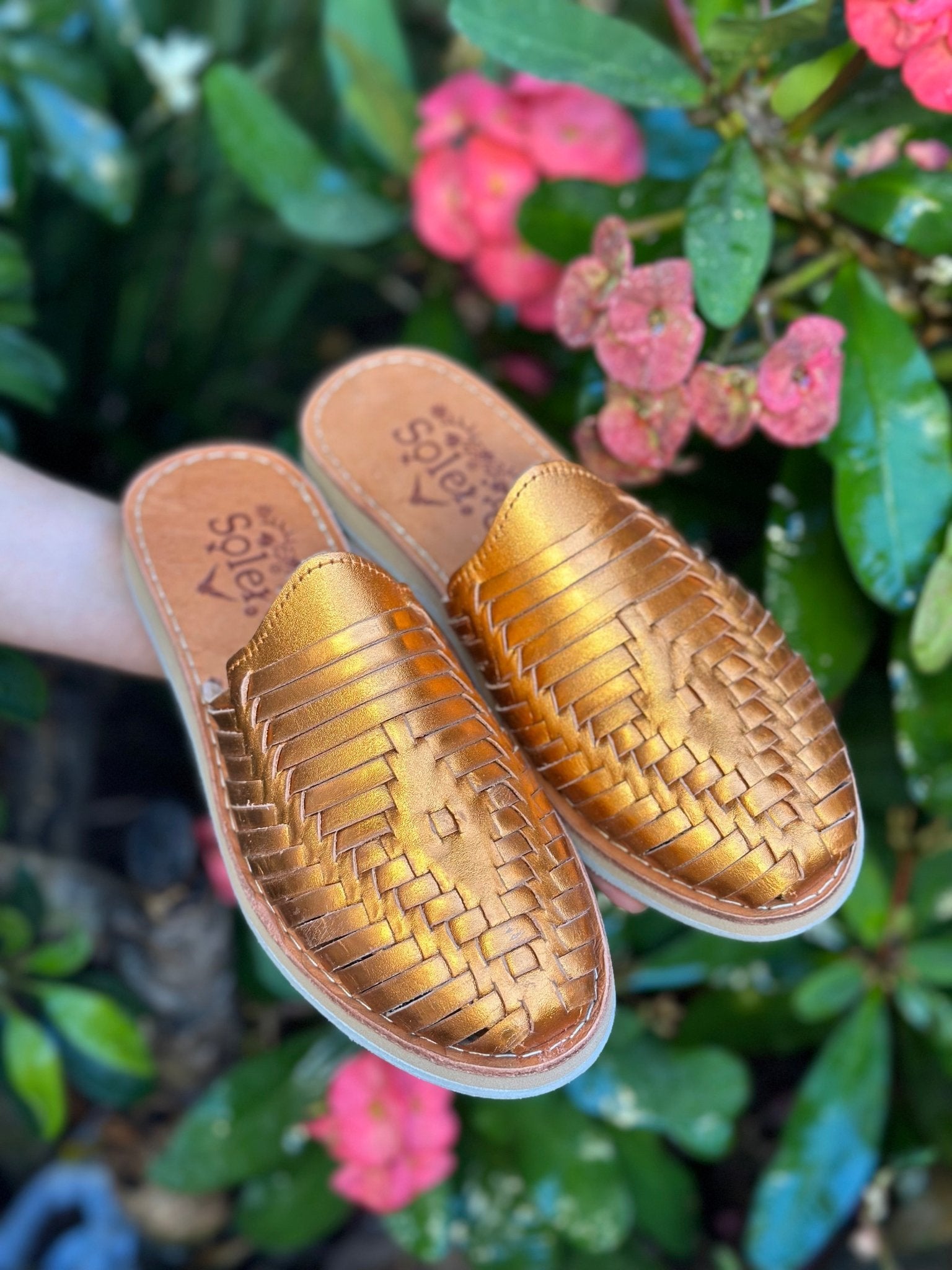Mexican Leather Sandals. Chancla Megan Metalico. - Solei Store