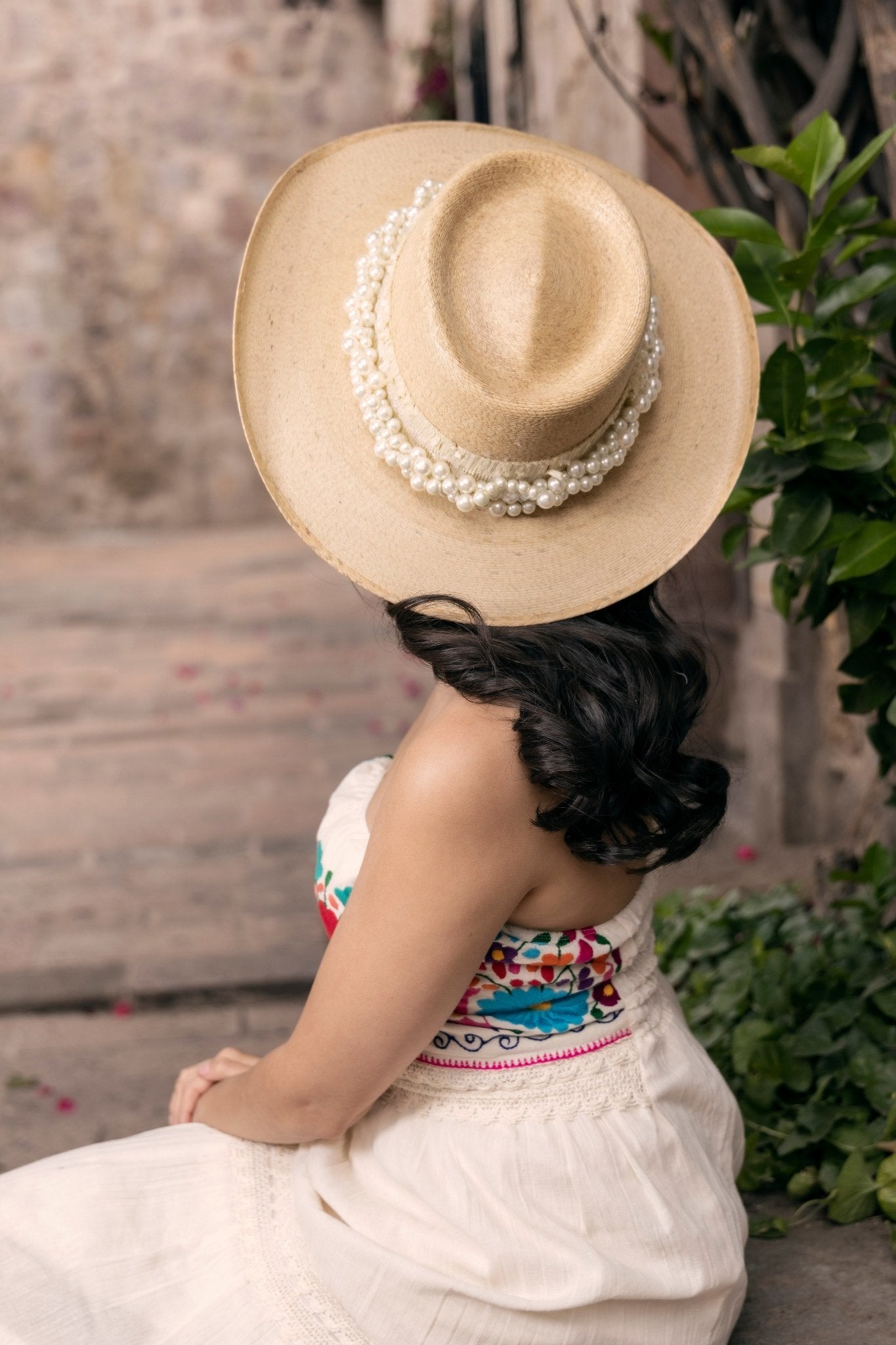 Mexican Palm Hat with Pearls. Sombrero Paula. - Solei Store