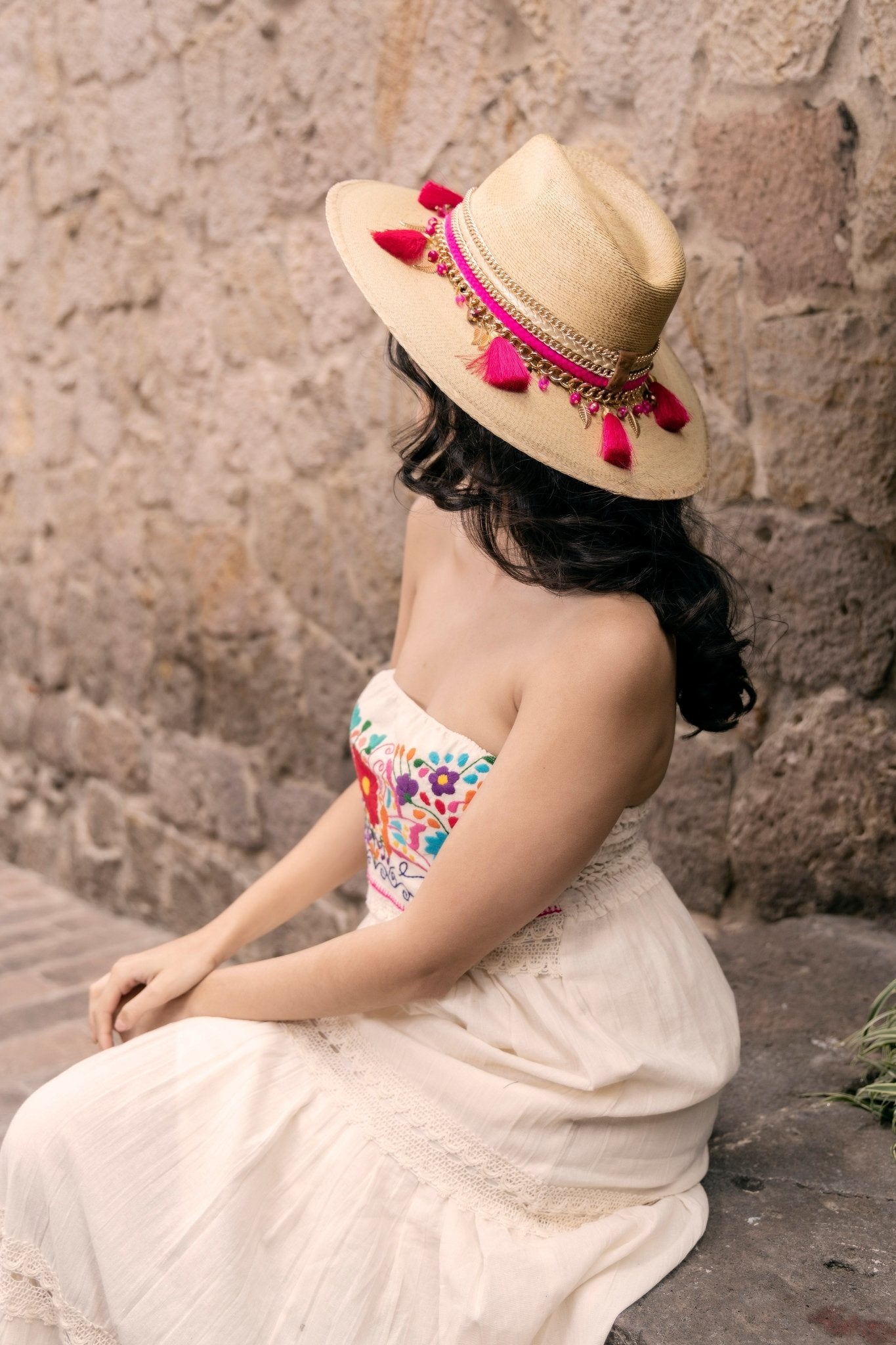 Mexican Palm Hat with Pearls. Sombrero Perlas Mayra - Solei Store