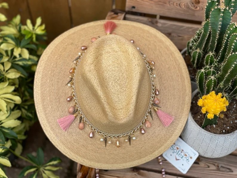 Mexican Palm Hat with Pearls. Sombrero Perlas Mayra - Solei Store