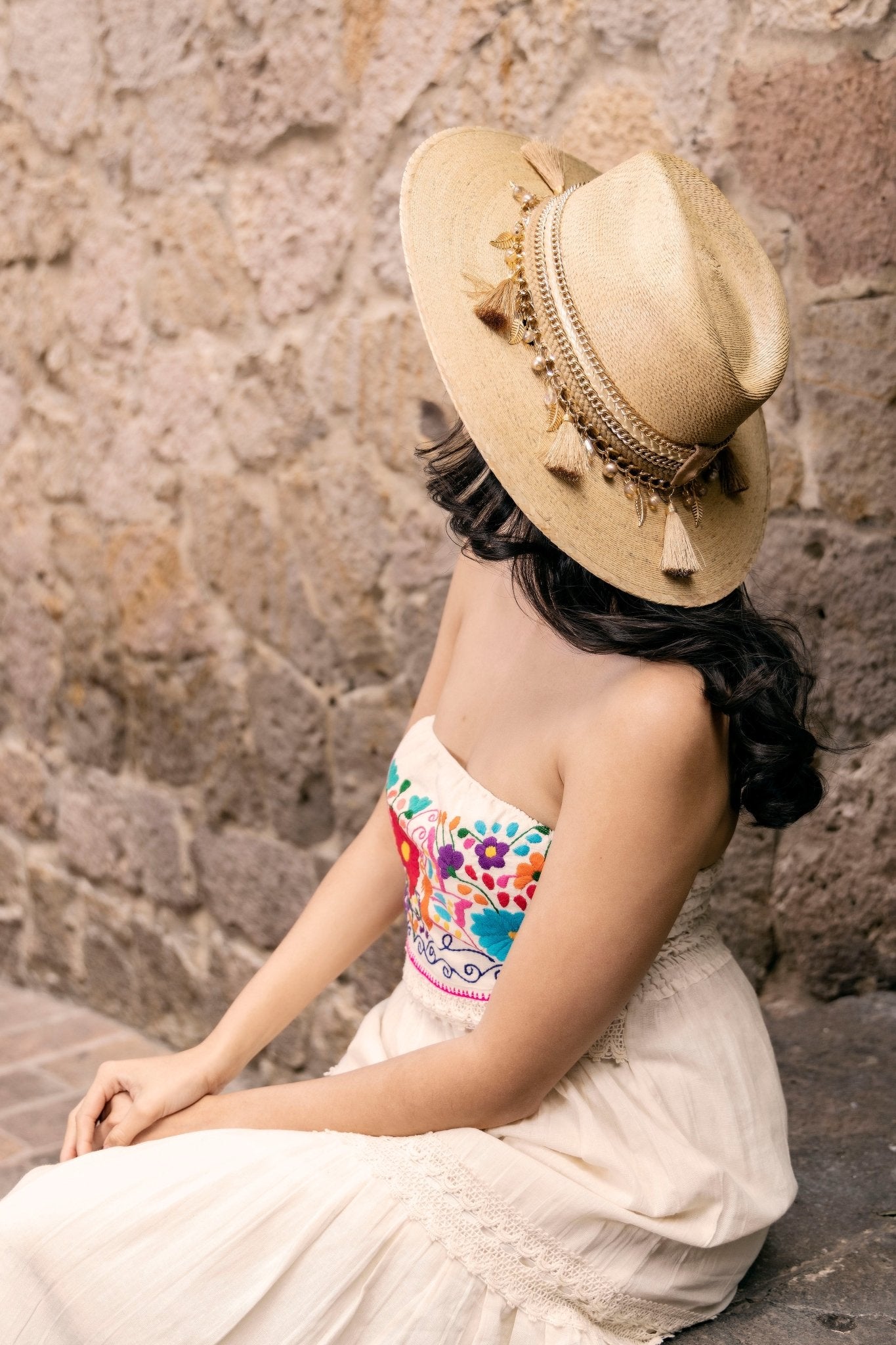 Mexican Palm Hat with Pearls. Sombrero Perlas Mayra - Solei Store