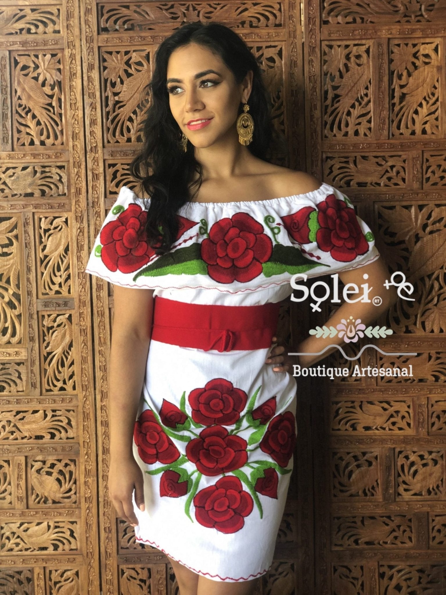 Mexican peasant style dress. Off the shoulder dress with embroidered red flowers. - Solei Store