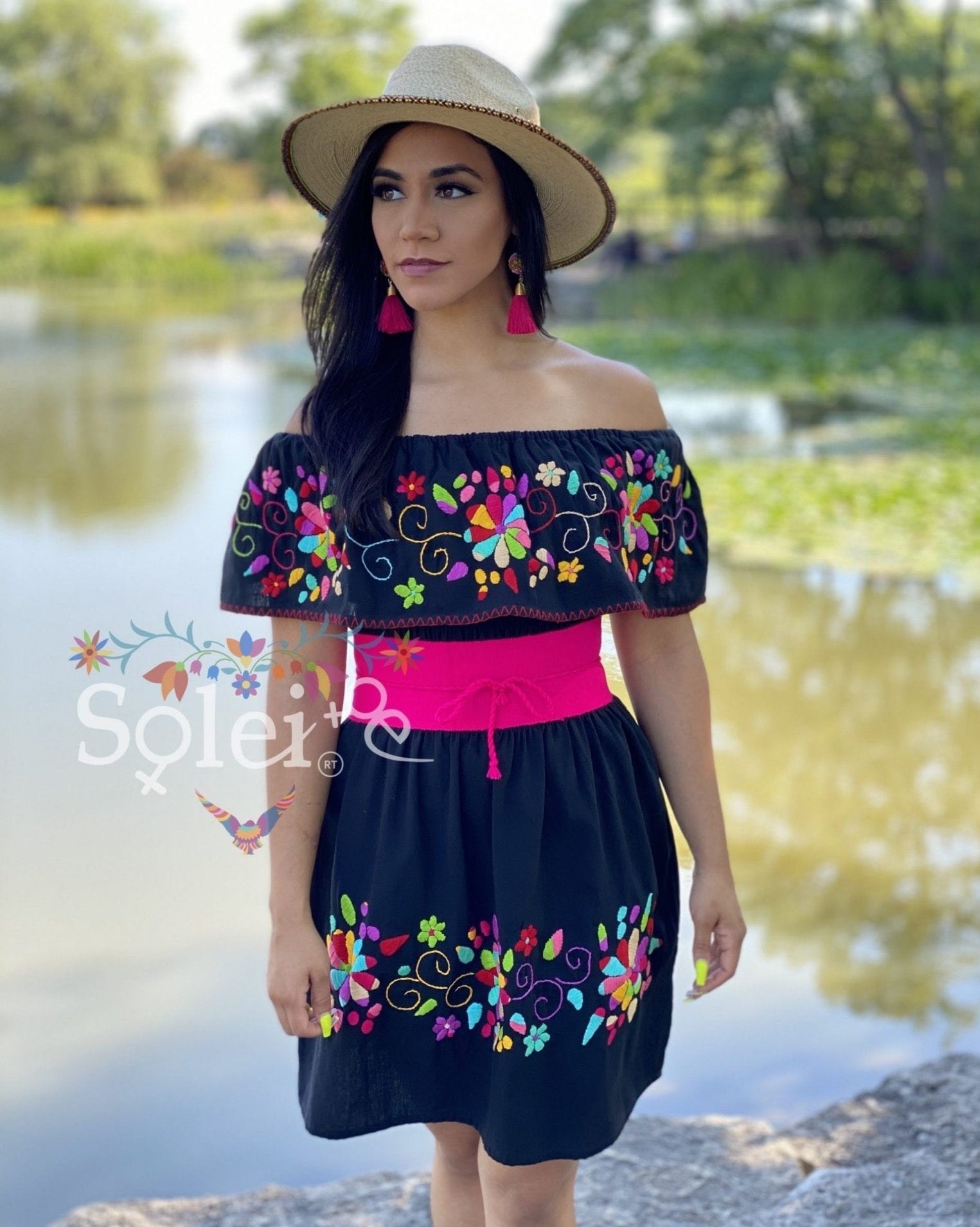 Mexican Peasant style dress. Off the shoulder dress with floral embroidery. Hand embroidered dress. Belt included - Solei Store