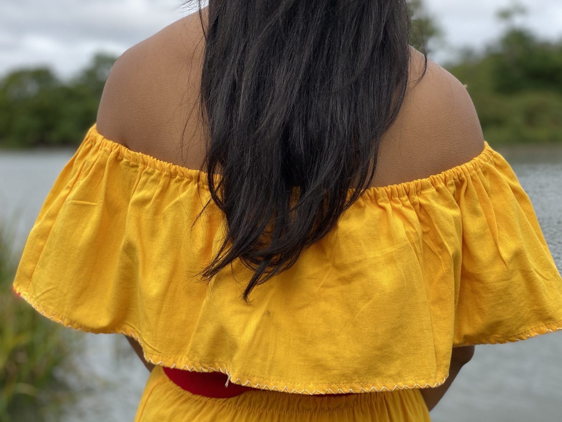 Mexican Peasant style dress. Off the shoulder dress with floral embroidery. Hand embroidered dress. Belt included - Solei Store