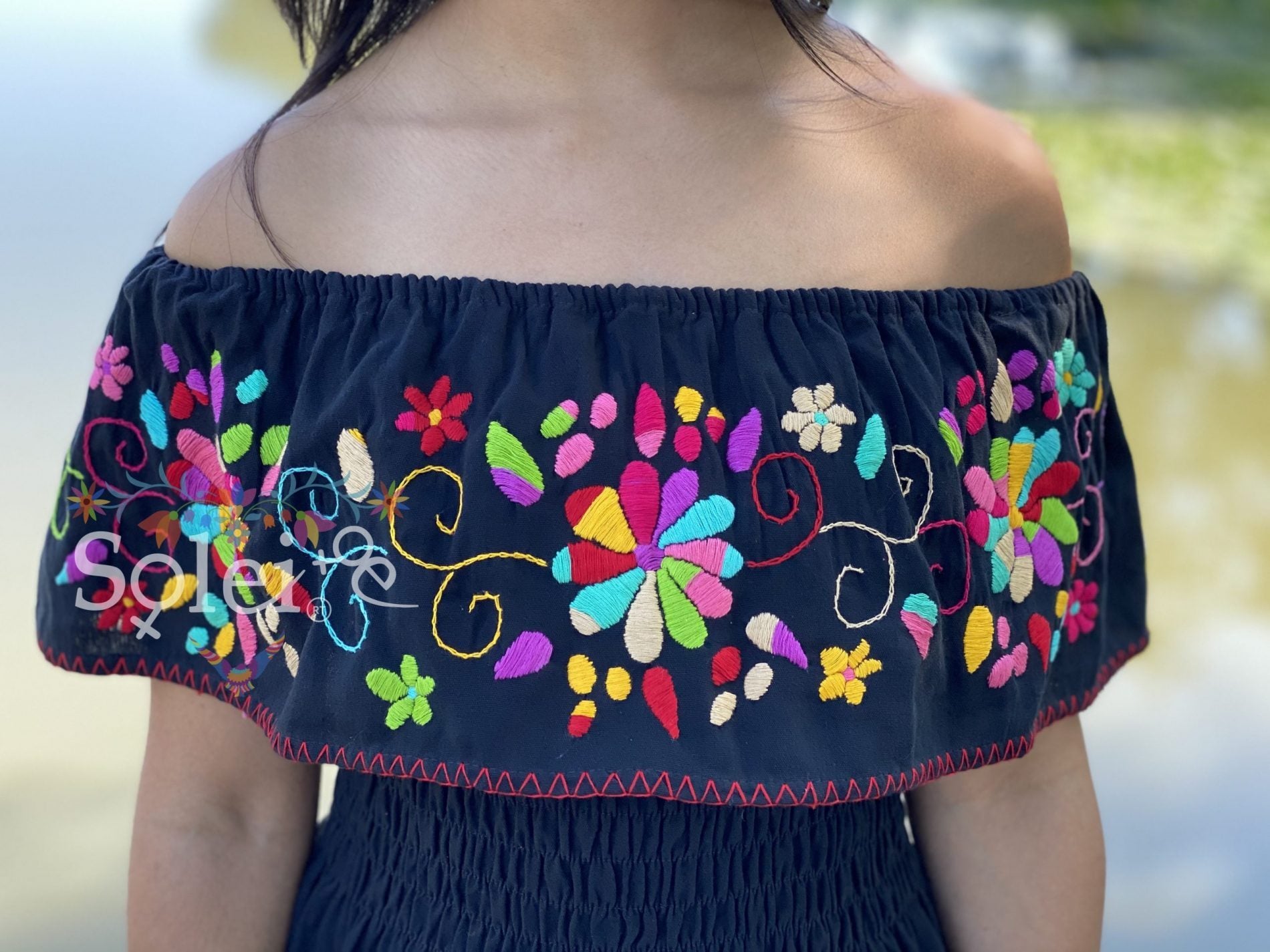 Mexican Peasant style dress. Off the shoulder dress with floral embroidery. Hand embroidered dress. Belt included - Solei Store