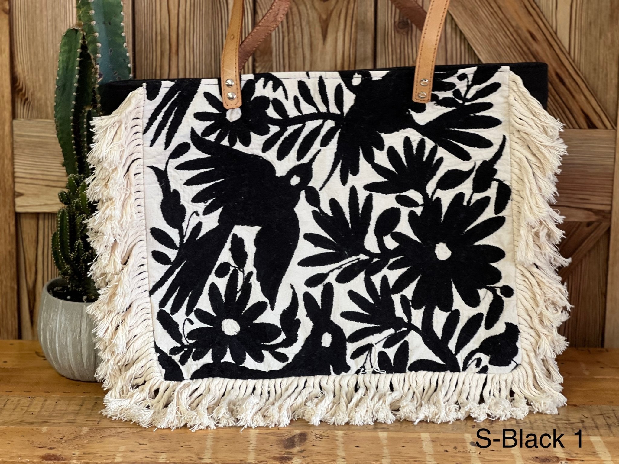 Mexican Tote Bag. Traditional Otomi Hand Embroidered Bag. Otomi Tote. - Solei Store