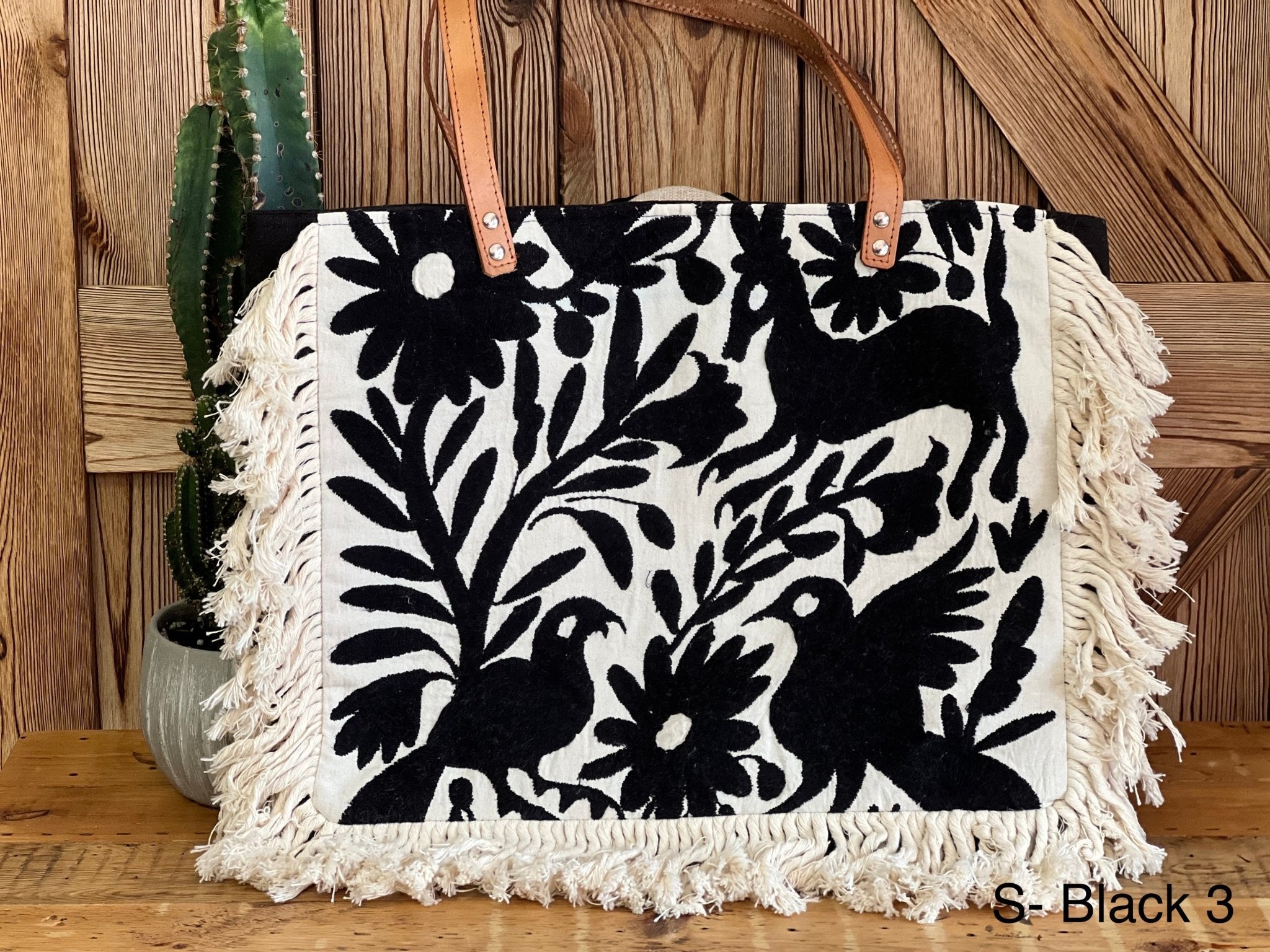 Mexican Tote Bag. Traditional Otomi Hand Embroidered Bag. Otomi Tote. - Solei Store