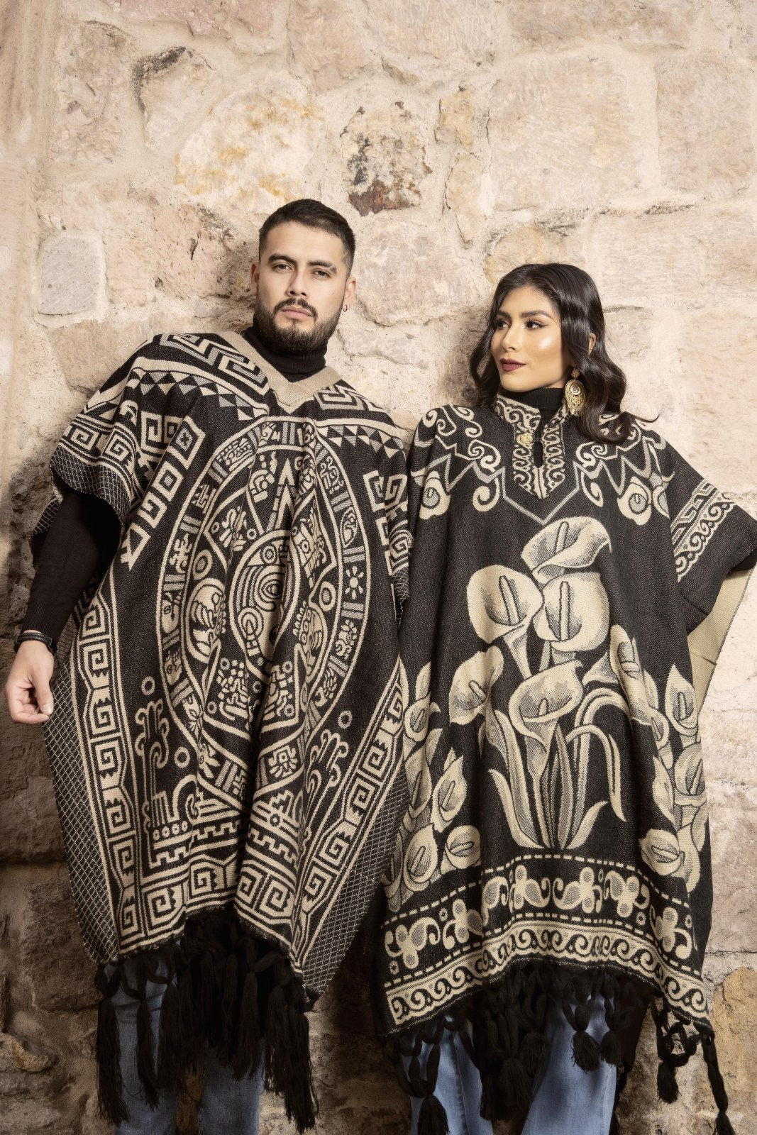 Mexican Traditional Calla Lily Poncho. Gaban Alcatraz. - Solei Store
