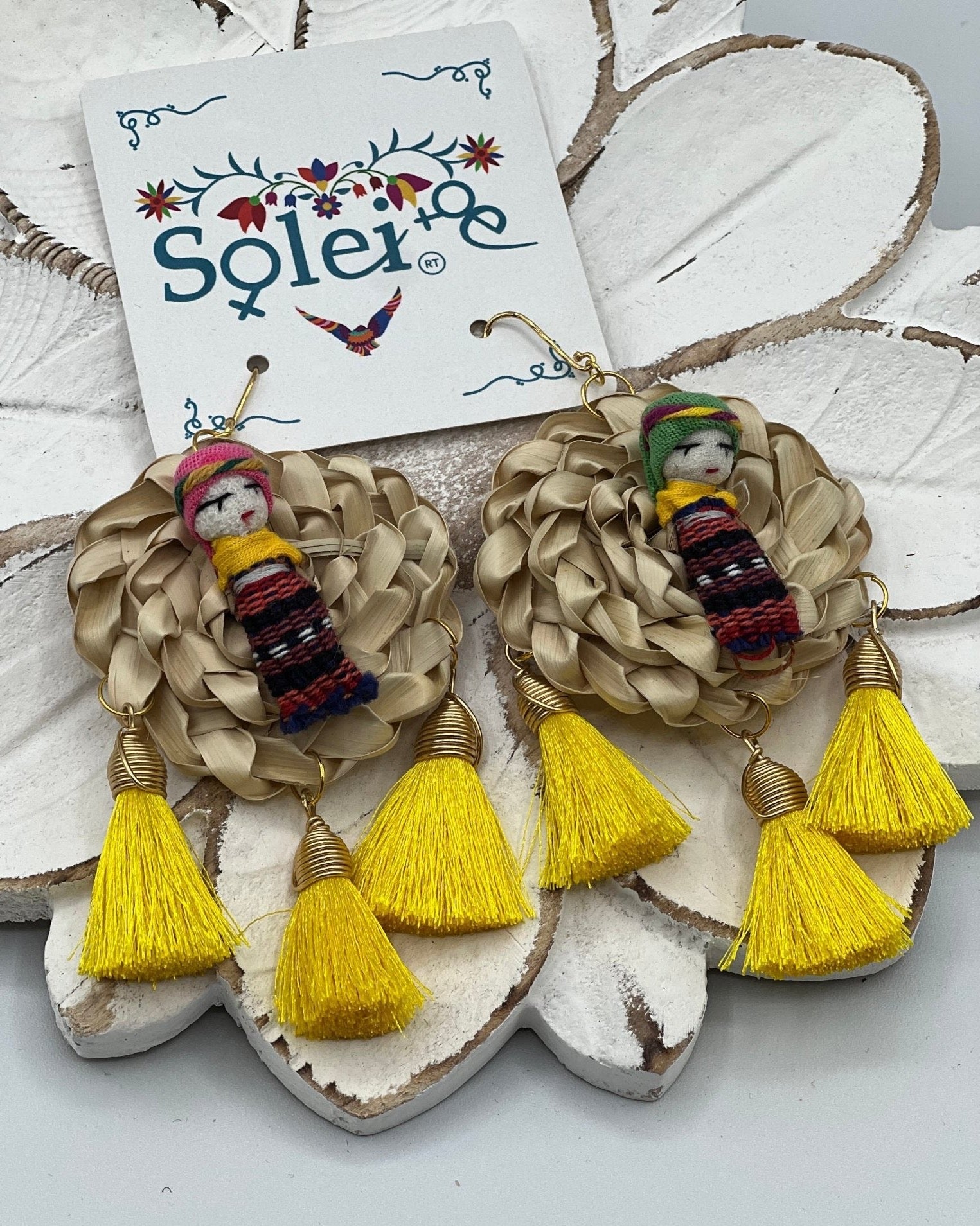 Mexican Traditional Palm Leaf Earrings. Muñequita Quitapena Earrings. - Solei Store
