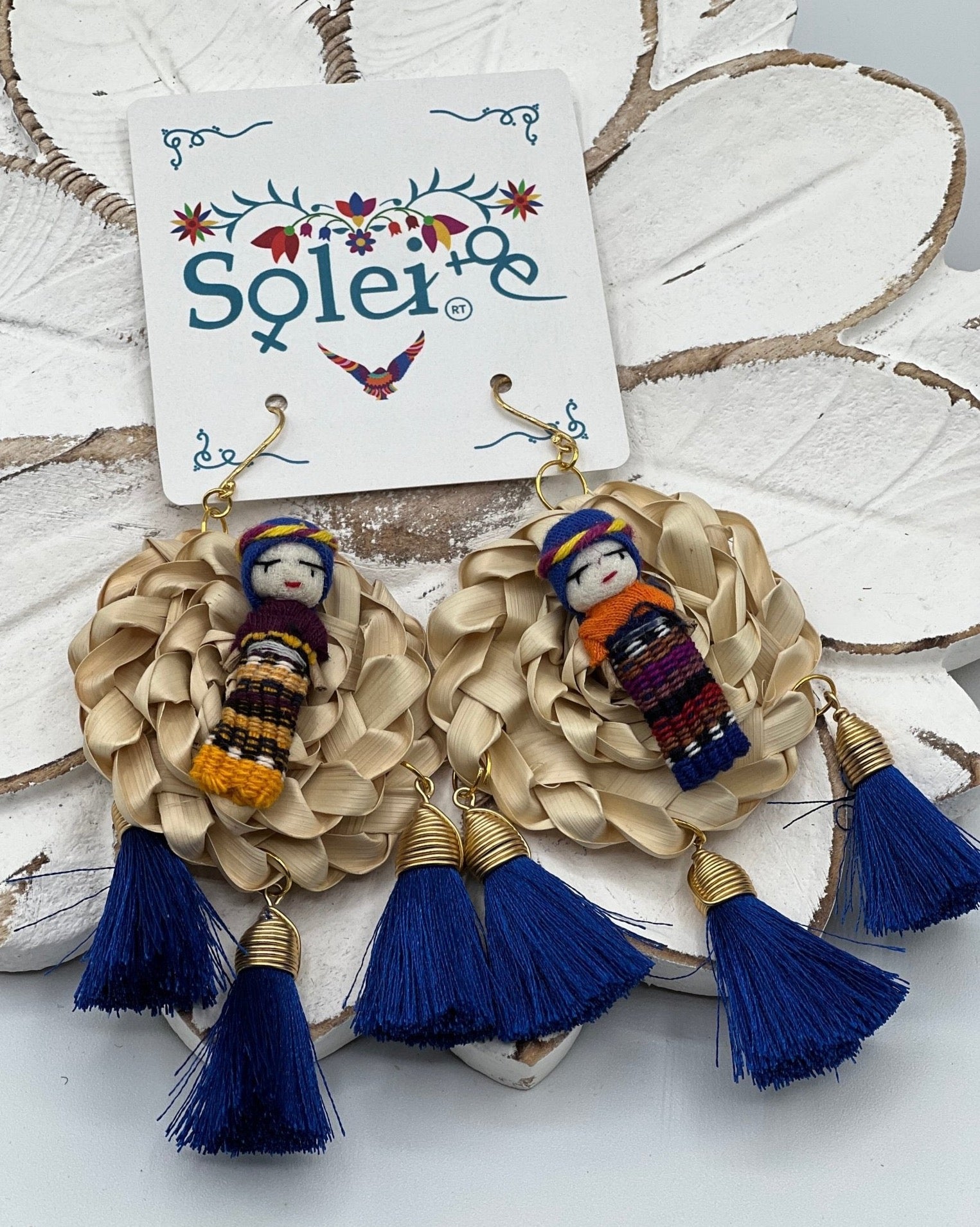 Mexican Traditional Palm Leaf Earrings. Muñequita Quitapena Earrings. - Solei Store