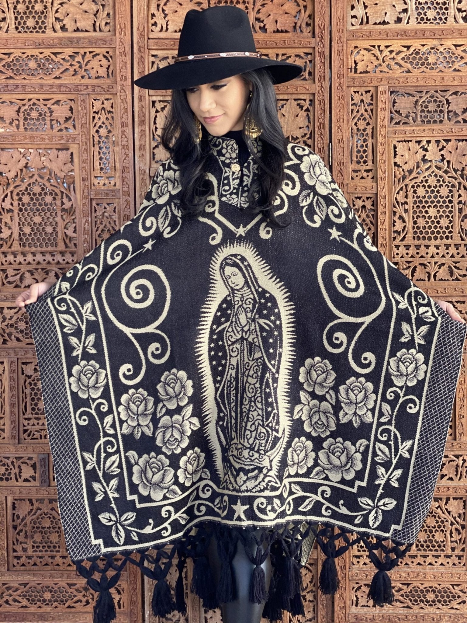 Mexican Traditional Virgen Mary Poncho. Gaban Virgen - Solei Store