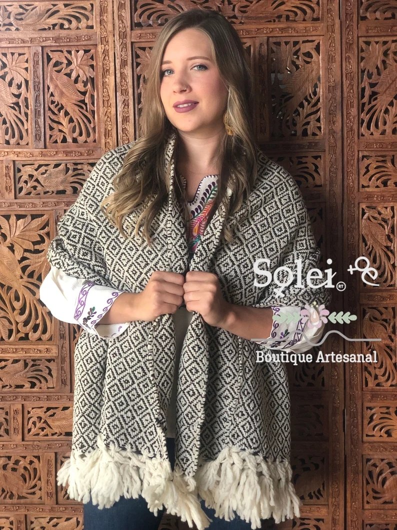 Mexican Traditional Wool Rebozo. Rebozo de Lana - Solei Store