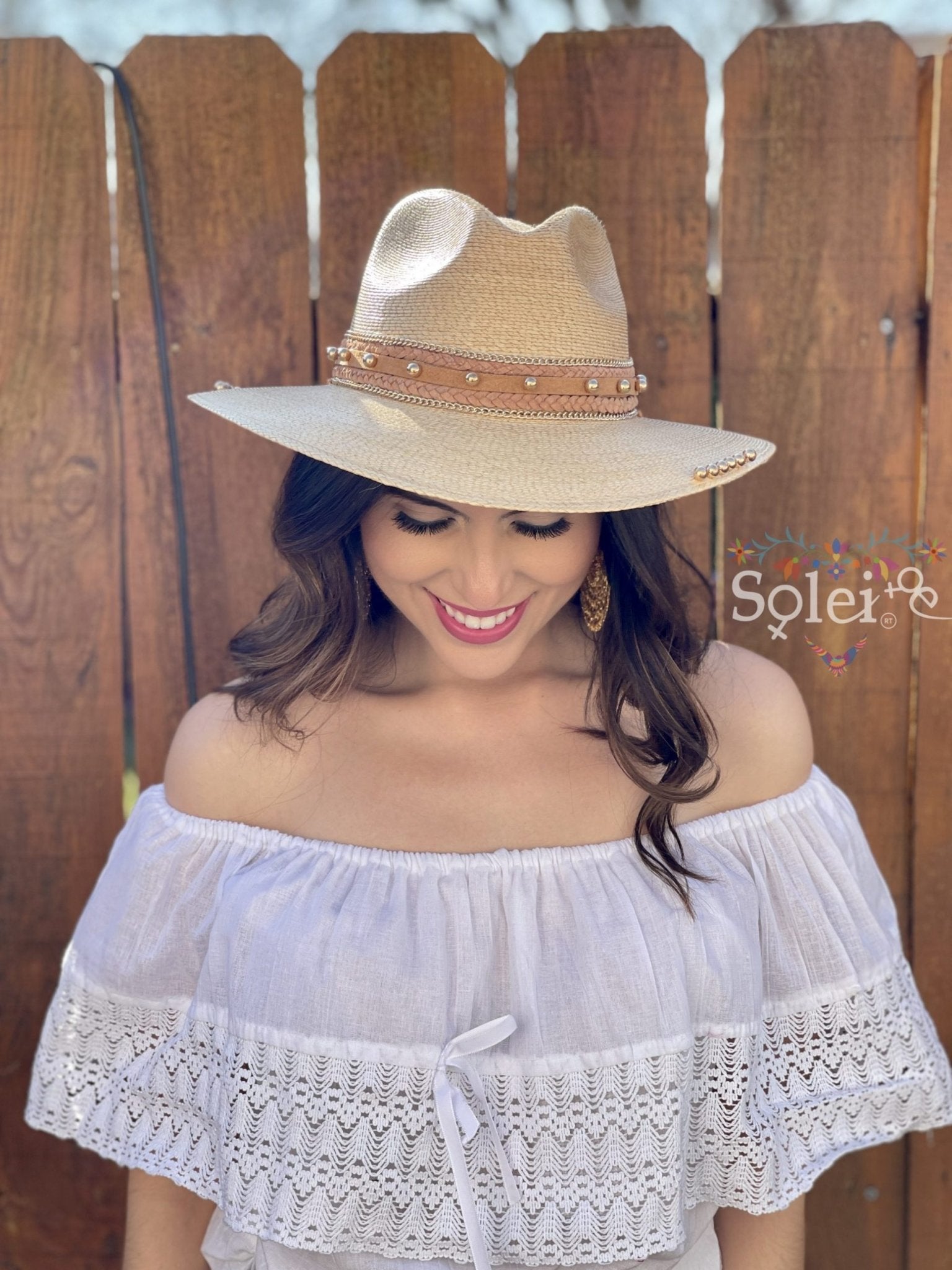 Perlas Doradas Sombrero. Mexican Palm Hat with Golden Pearls. - Solei Store