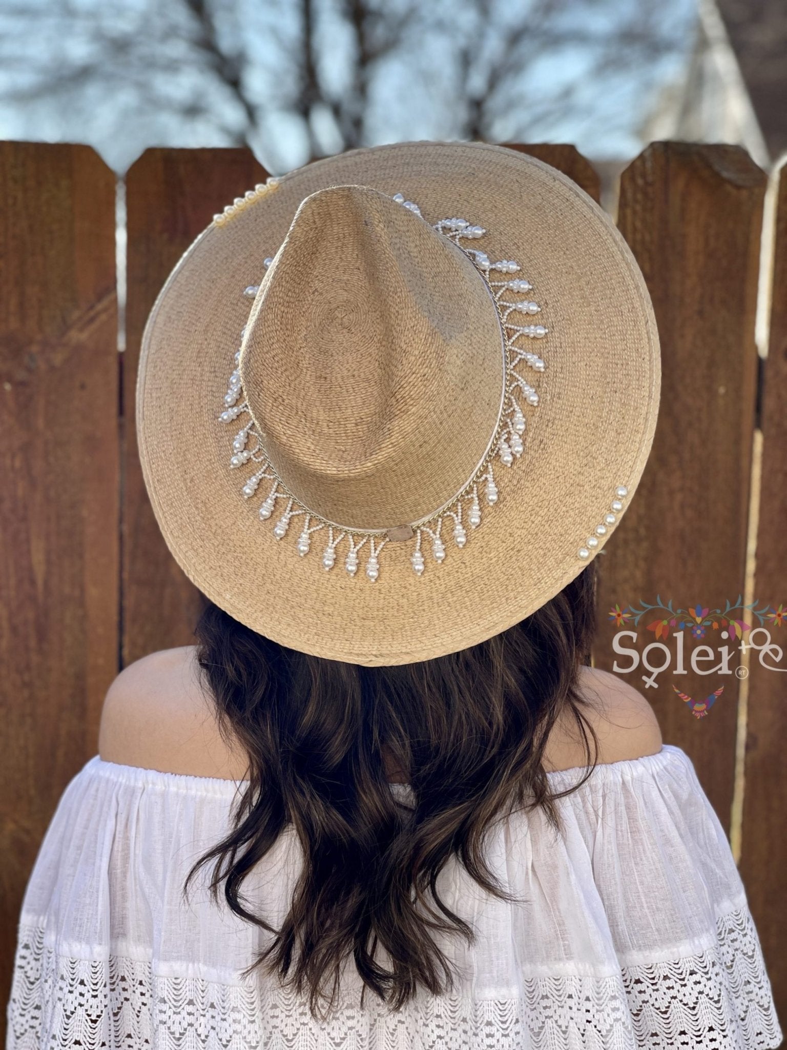 Perlas Sombrero. Mexican Palm Hat with Pearls. - Solei Store