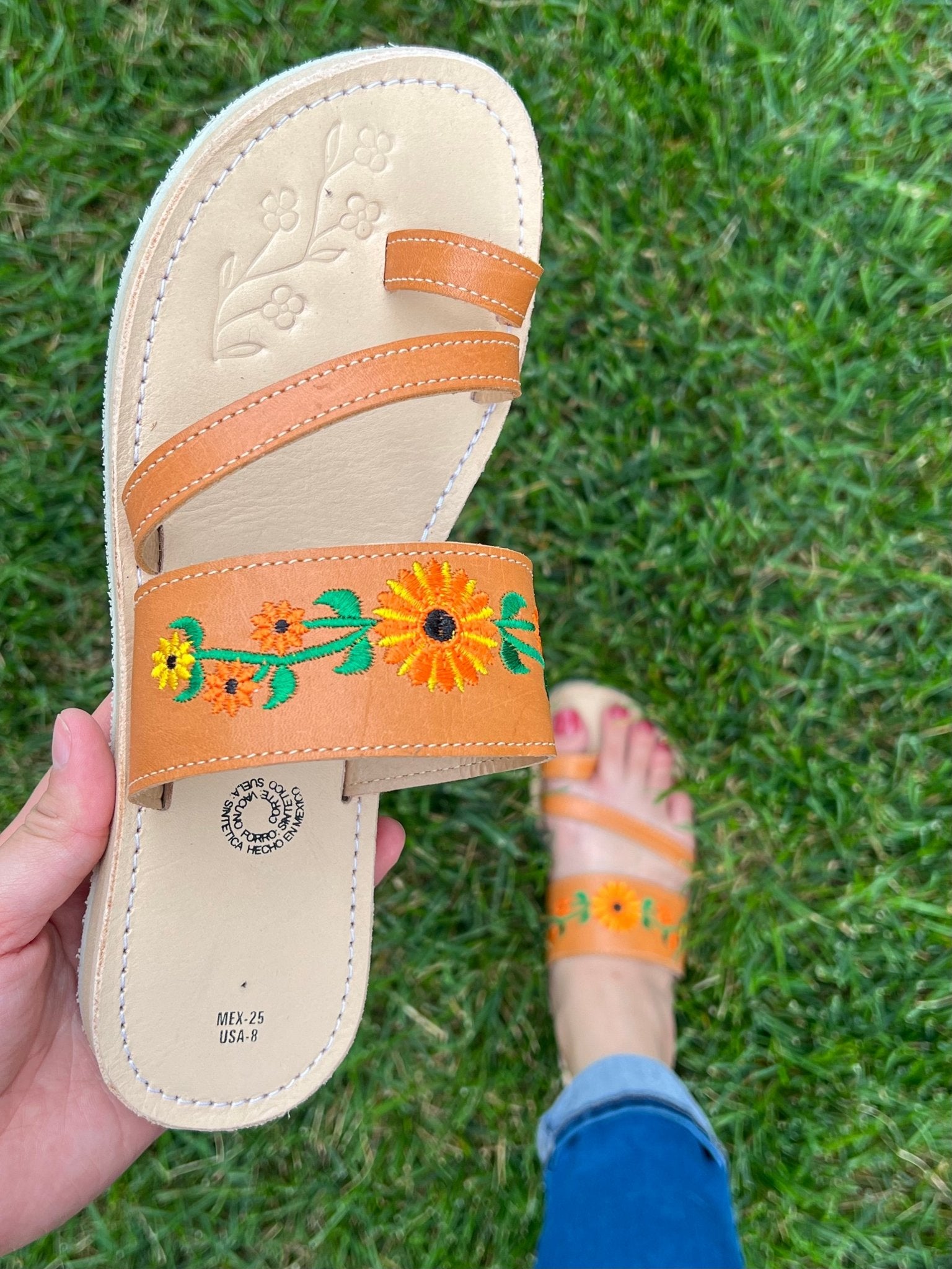 Sunflower Embroidered Double Strap Sandals. Chancla Raquel Girasol. - Solei Store