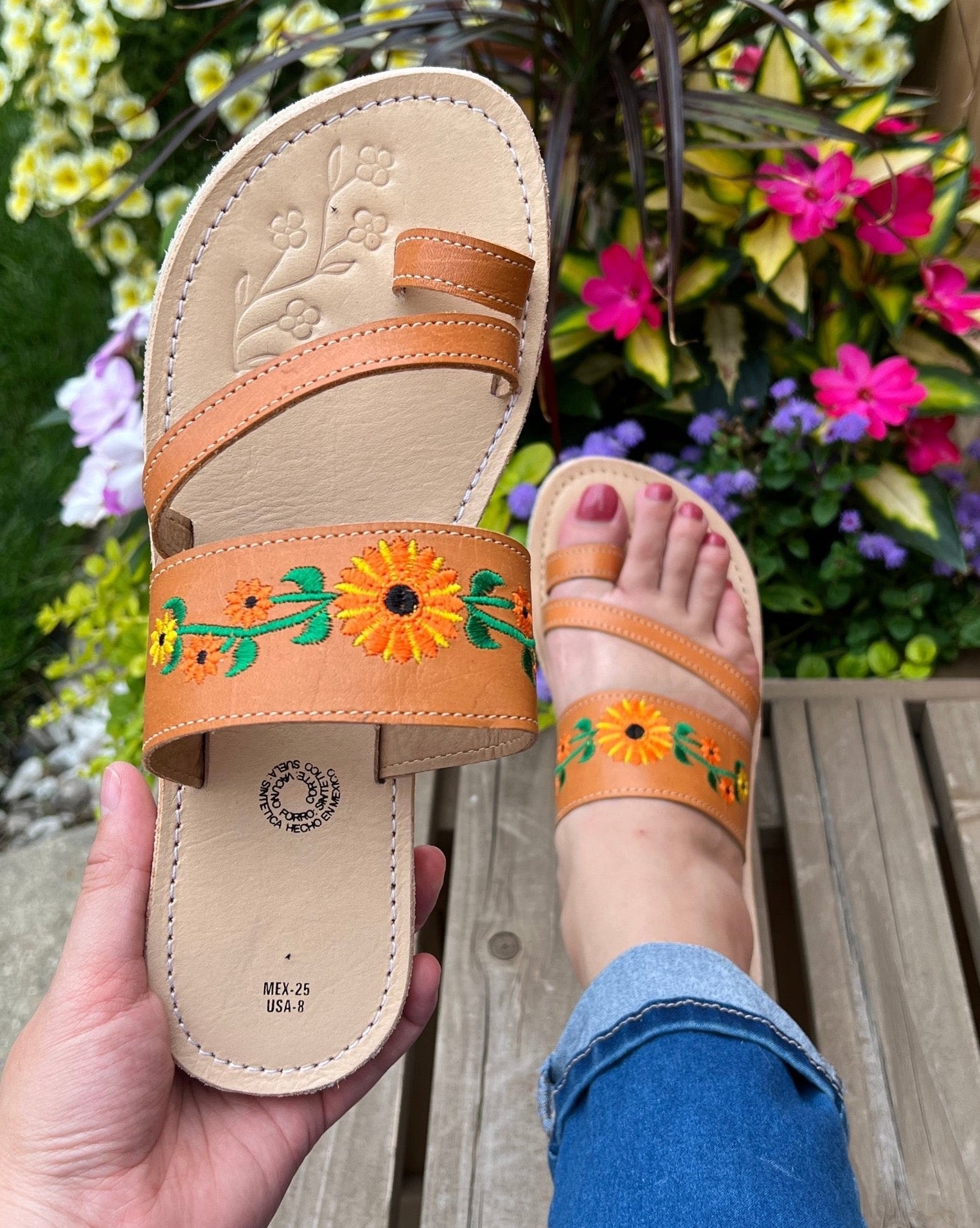 Sunflower Embroidered Double Strap Sandals. Chancla Raquel Girasol. - Solei Store