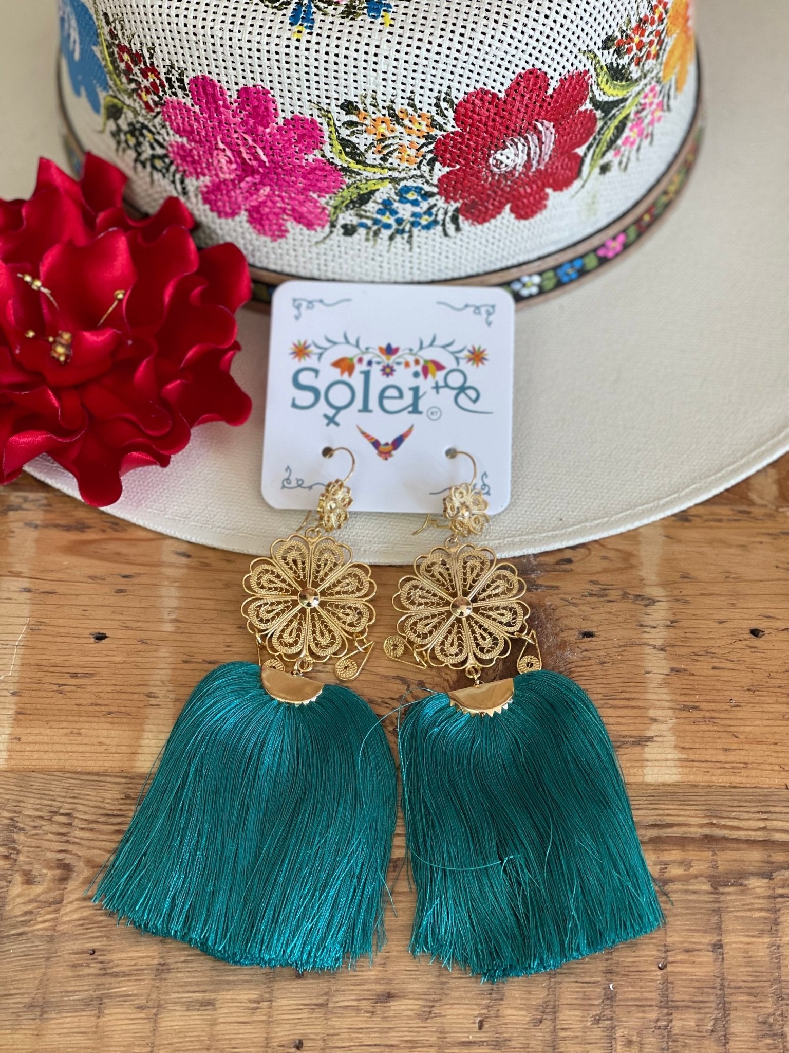 Traditional Filigree Tassel Drop Earrings. Aretes Flor Cascada. - Solei Store