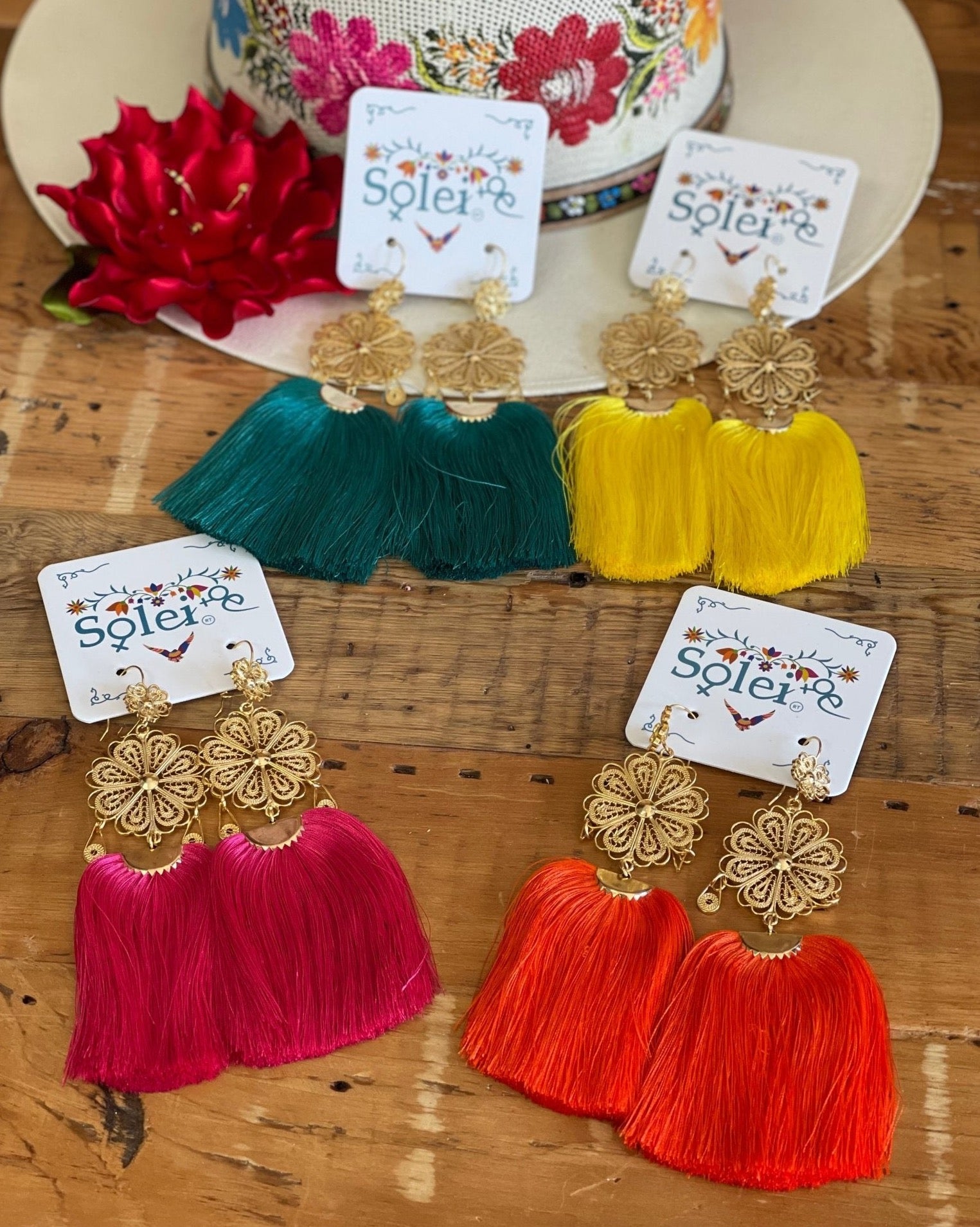 Traditional Filigree Tassel Drop Earrings. Aretes Flor Cascada. - Solei Store