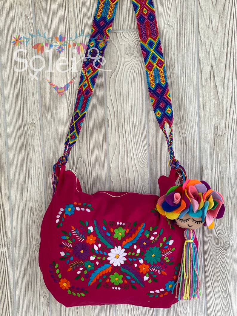 Traditional Mexican Embroidered Bag with Frida Kahlo Tassel. Morral Tehuacan with Frida Kahlo Tassel - Solei Store