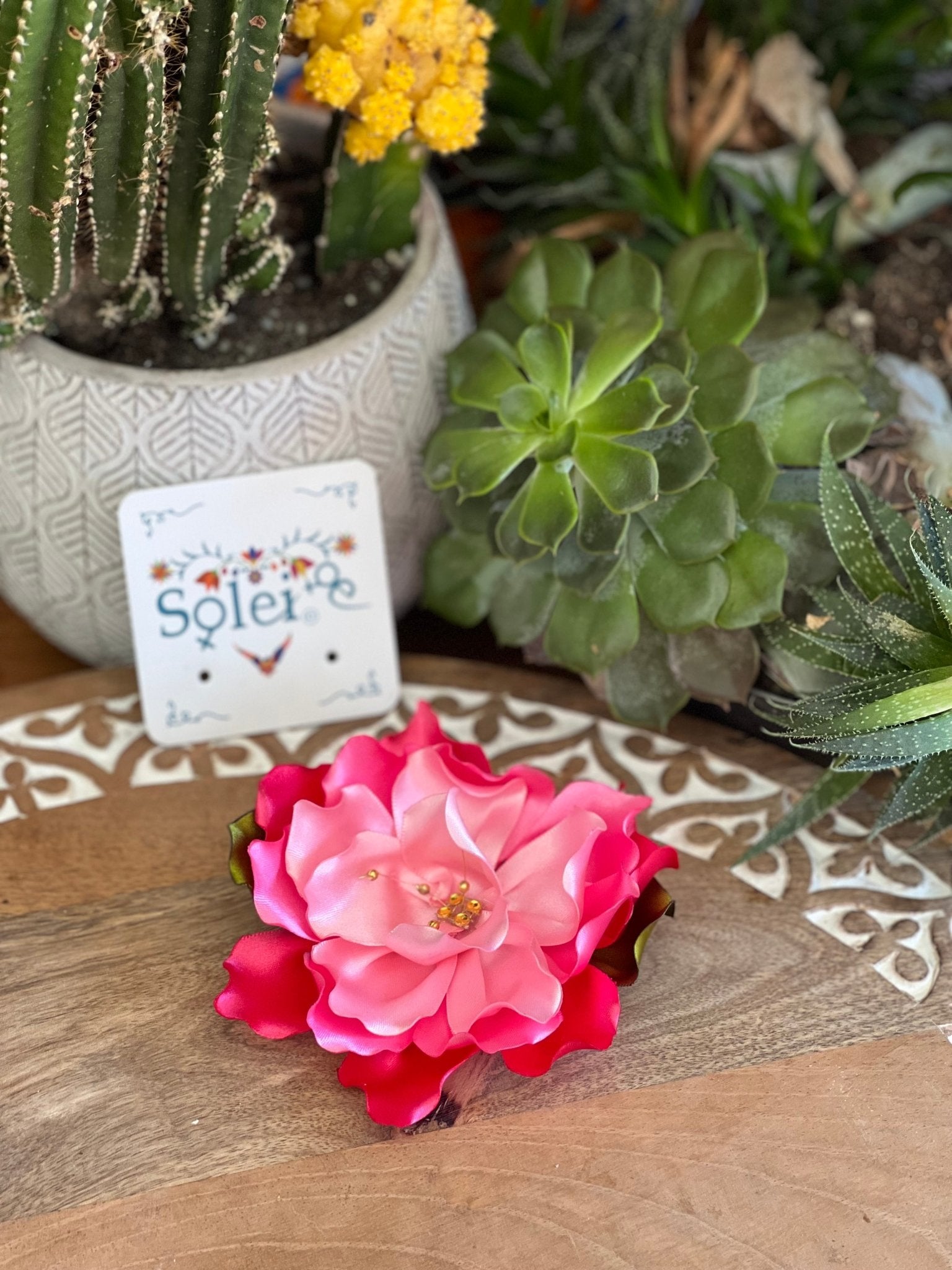 Traditional Mexican Floral Headpiece. Flor Tehuana Bicolor. - Solei Store