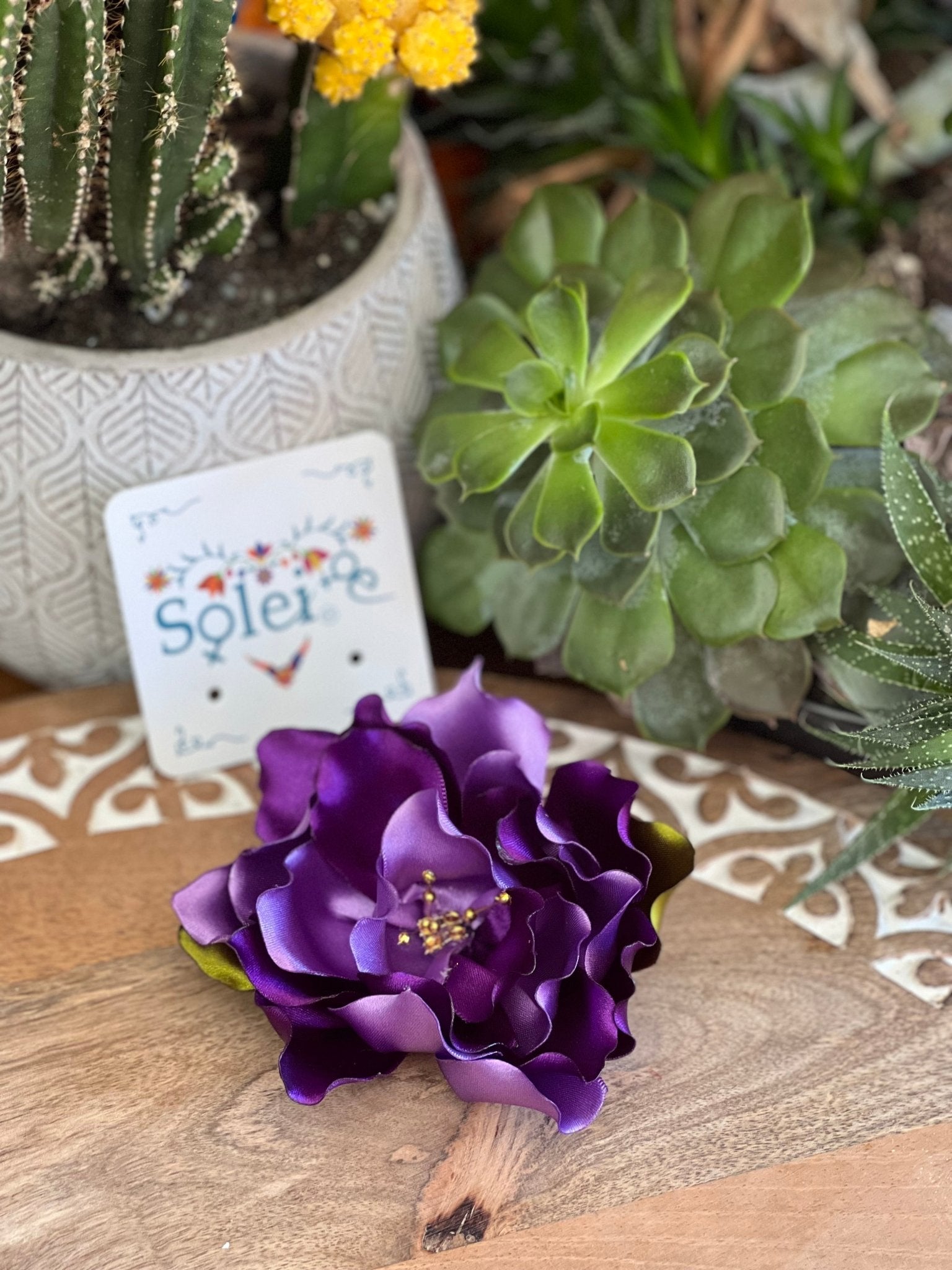 Traditional Mexican Floral Headpiece. Flor Tehuana Bicolor. - Solei Store