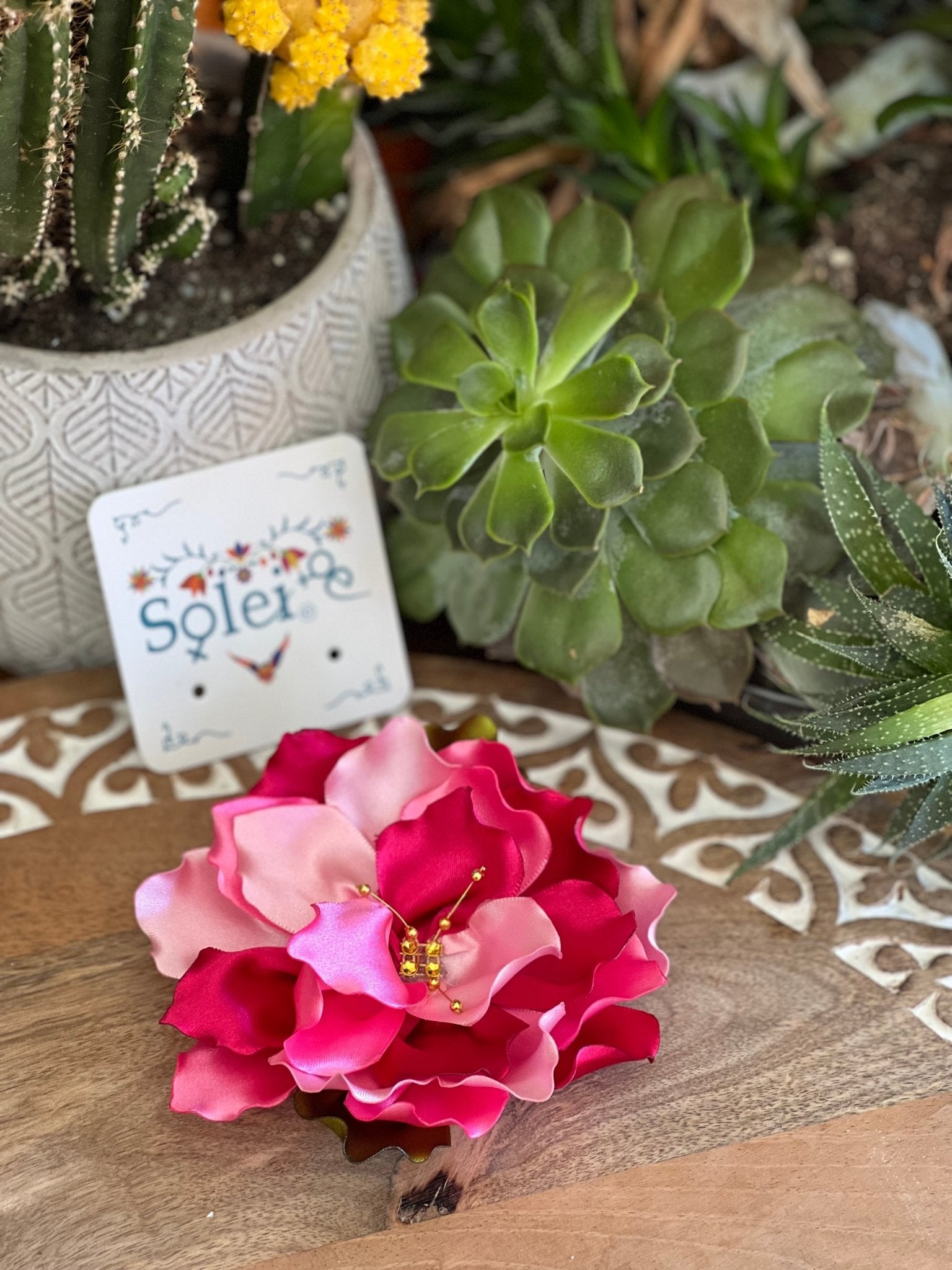 Traditional Mexican Floral Headpiece. Flor Tehuana Bicolor. - Solei Store