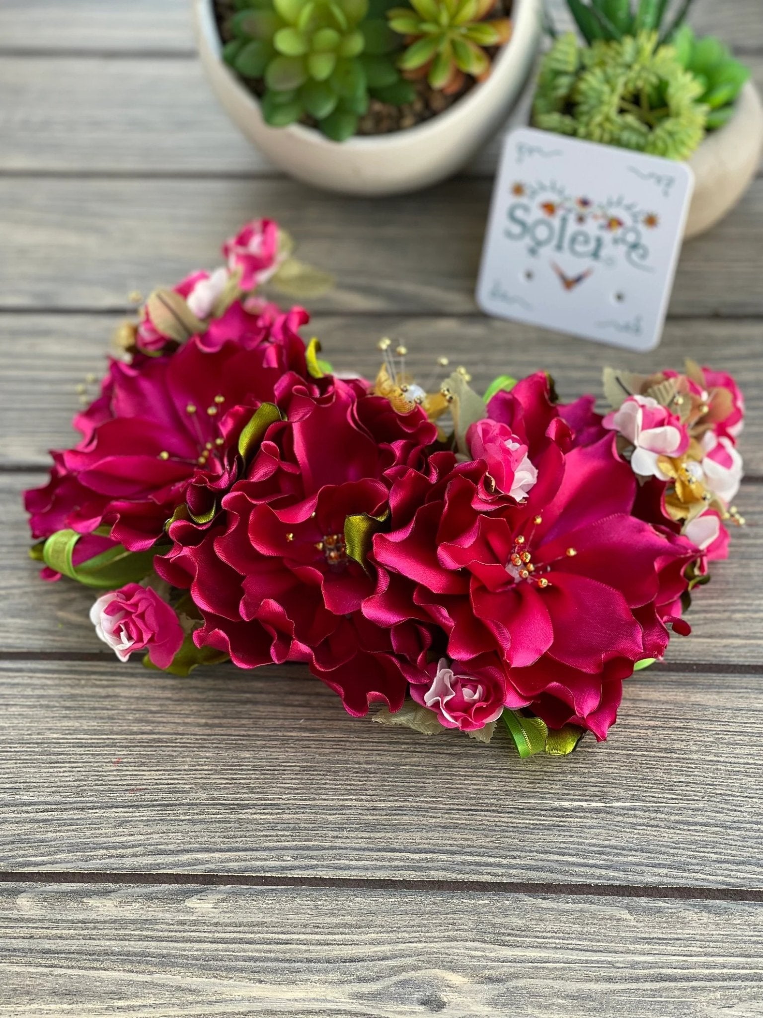 Traditional Mexican Floral Headpiece. Tocado Citlali - Solei Store