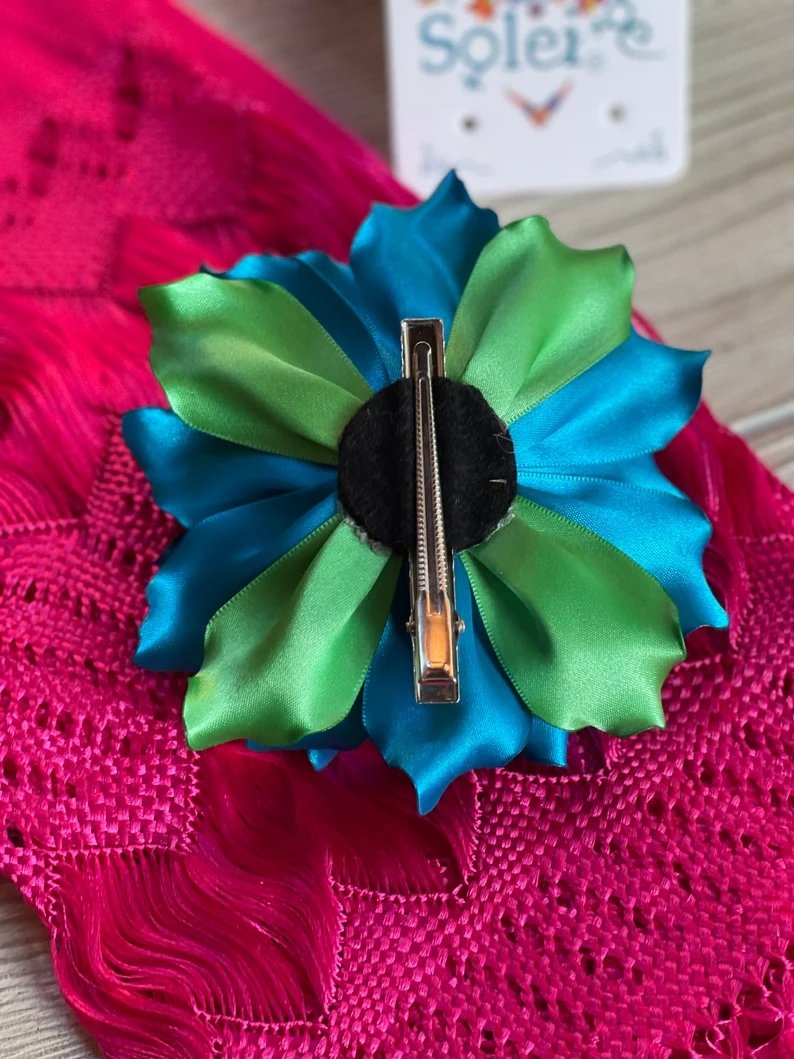 Traditional Mexican Flower Headpiece. Womens Flower Headpiece. Flor Tehuana - Solei Store