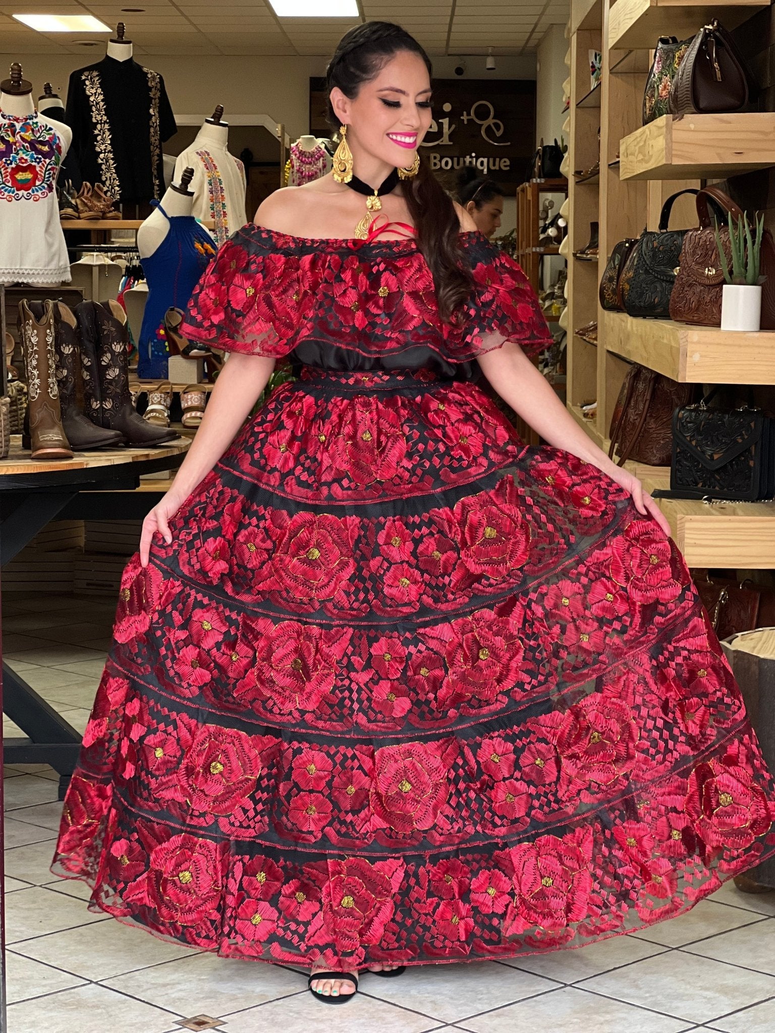 Traditional Mexican Folkloric Chiapaneco Ruedo Sencillo Dress in Black with Red Silk Embroidery