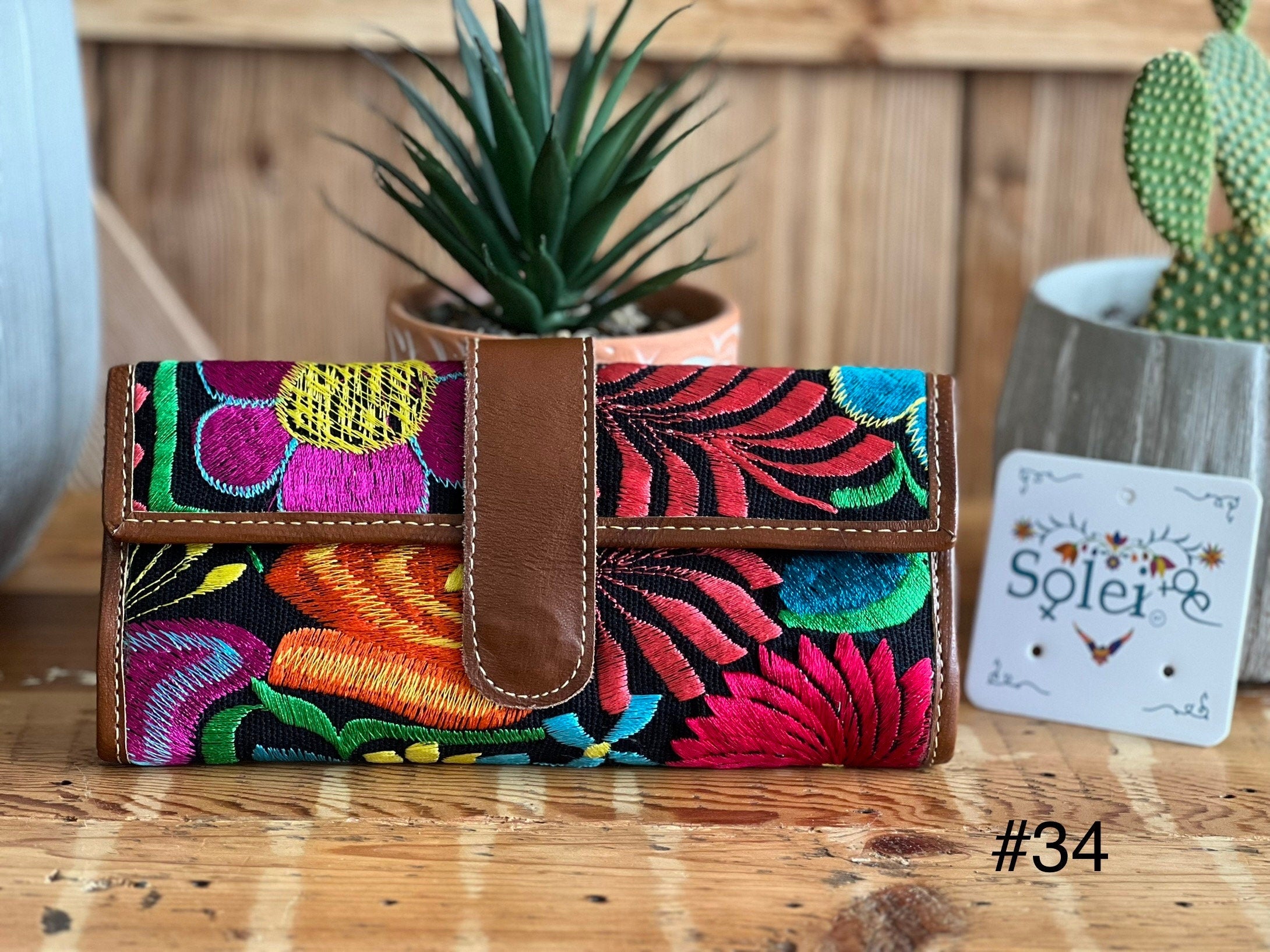 Cartera Bordada