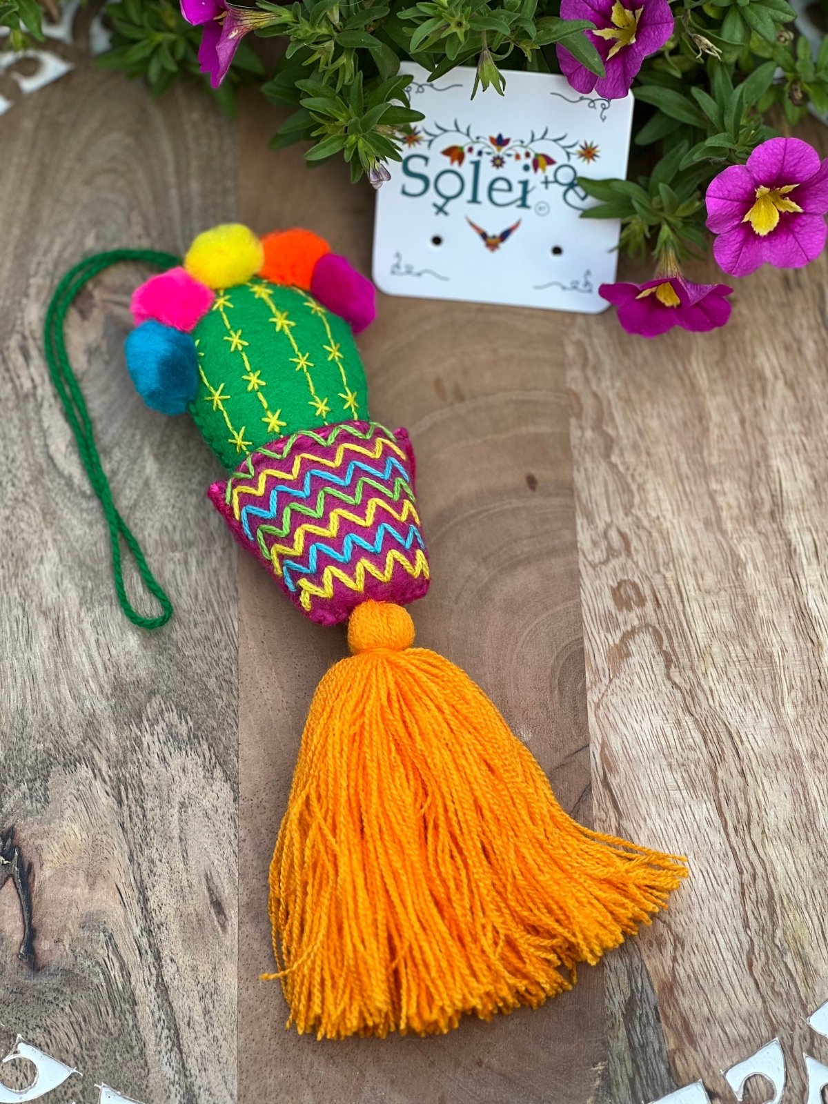 Pompon Cactus Keychain - Solei Store