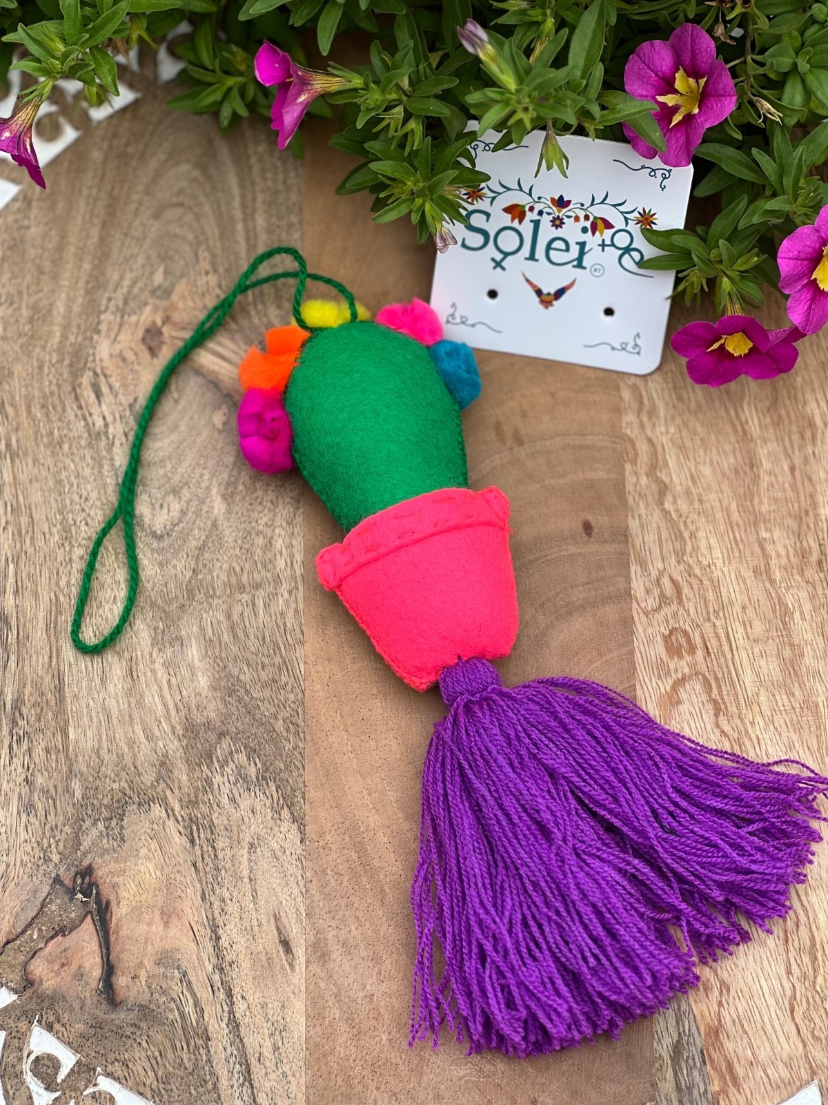 Pompon Cactus Keychain - Solei Store