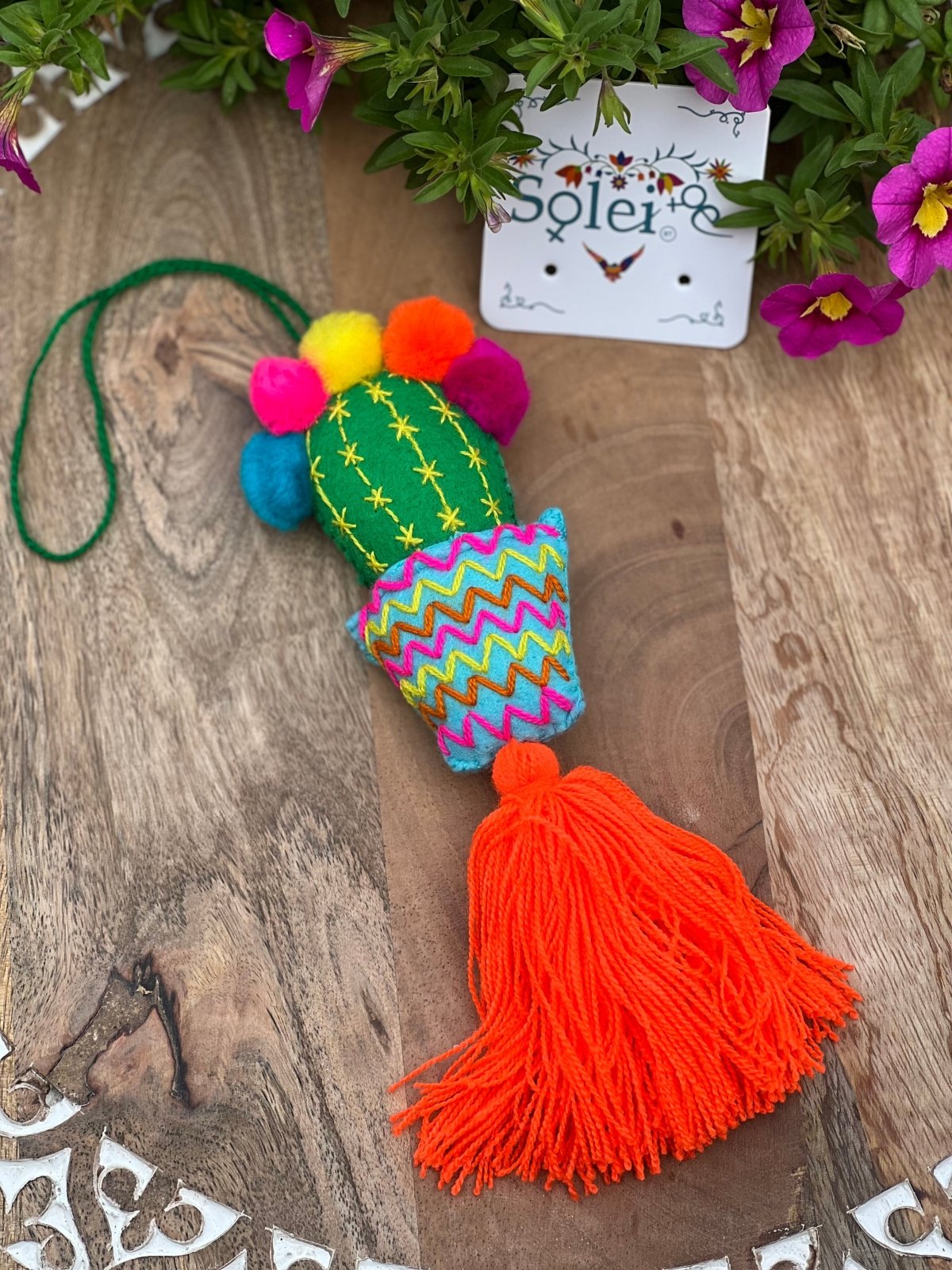 Pompon Cactus Keychain - Solei Store