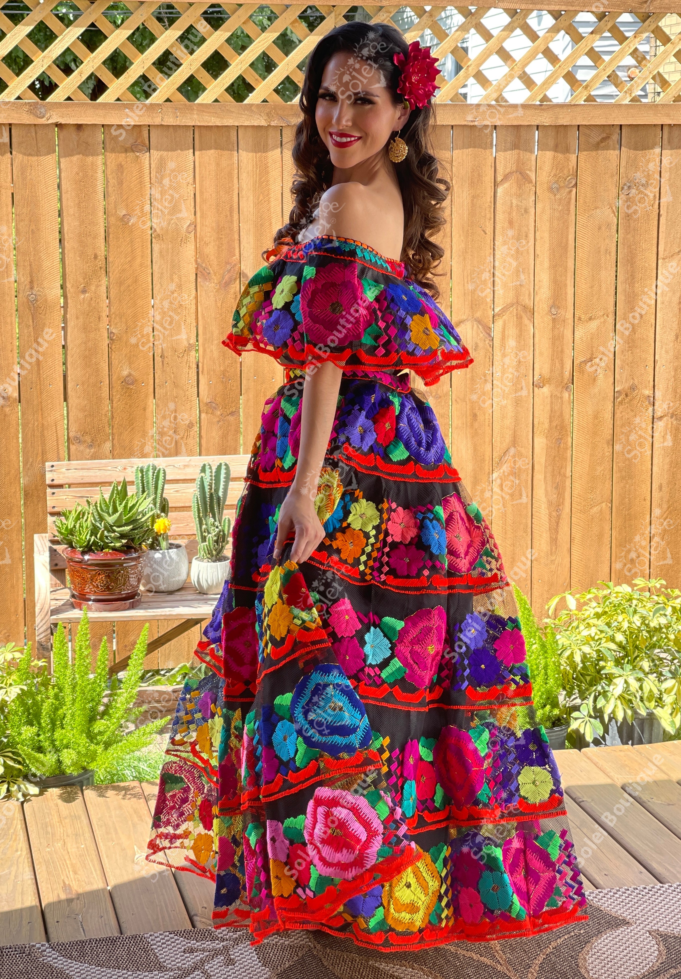 Traditional Mexican Folkloric Chiapaneco Ruedo Sencillo Dress in Black with Yarn Multicolor Embroidery