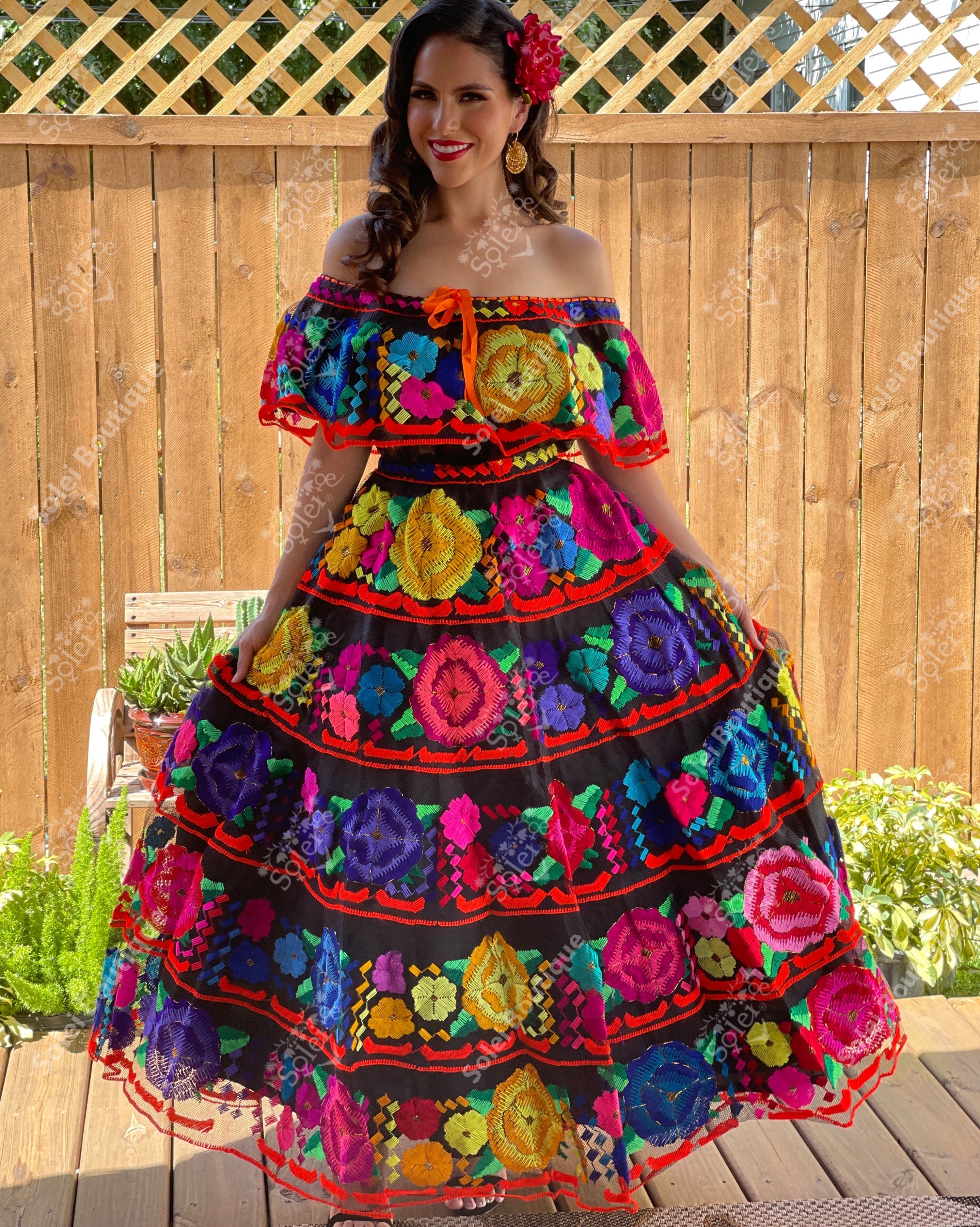 Traditional Mexican Folkloric Chiapaneco Ruedo Sencillo Dress in Black with Yarn Multicolor Embroidery