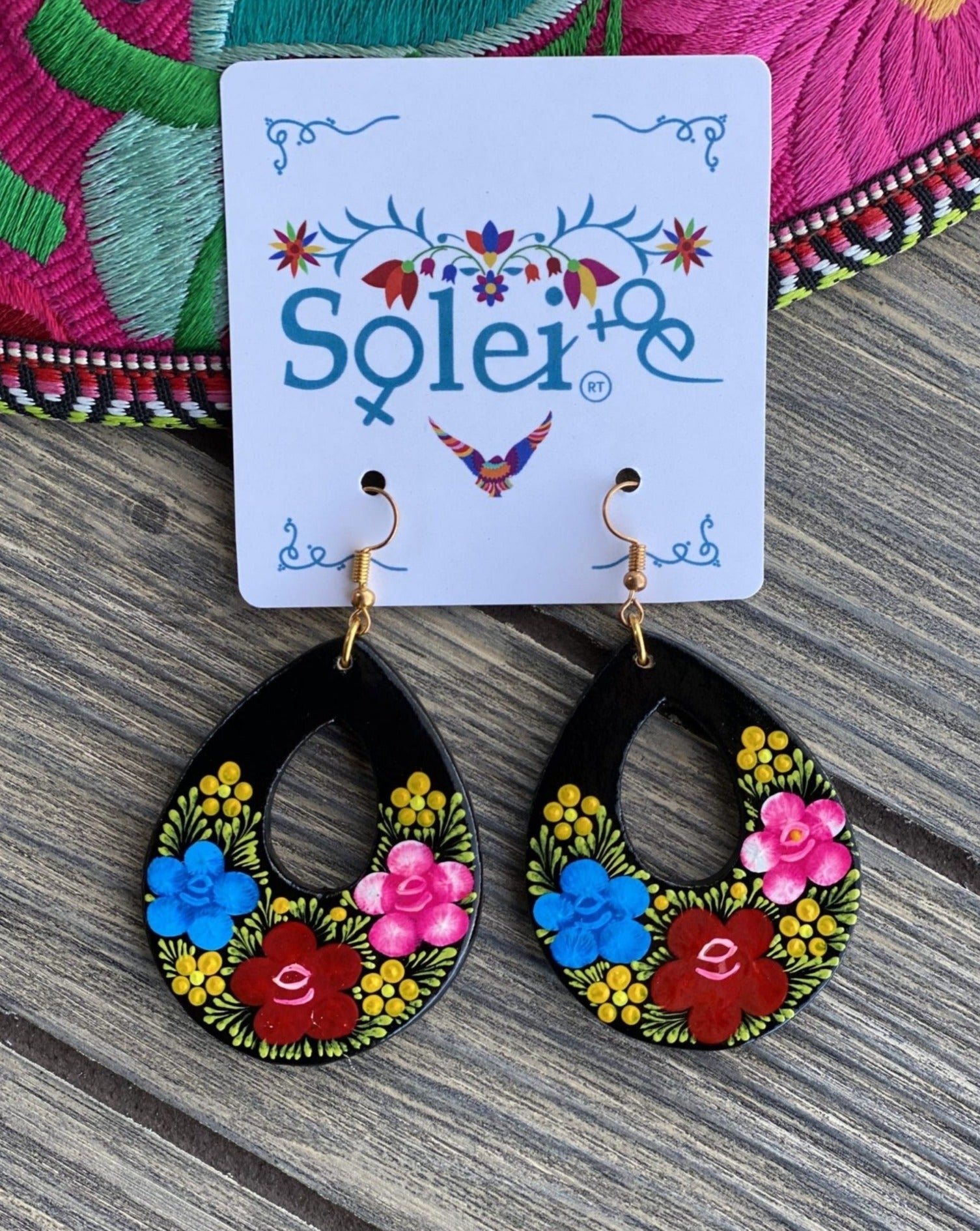 Arracada Gota Hand Painted Artisanal Sunflowers Earrings. - Solei Store