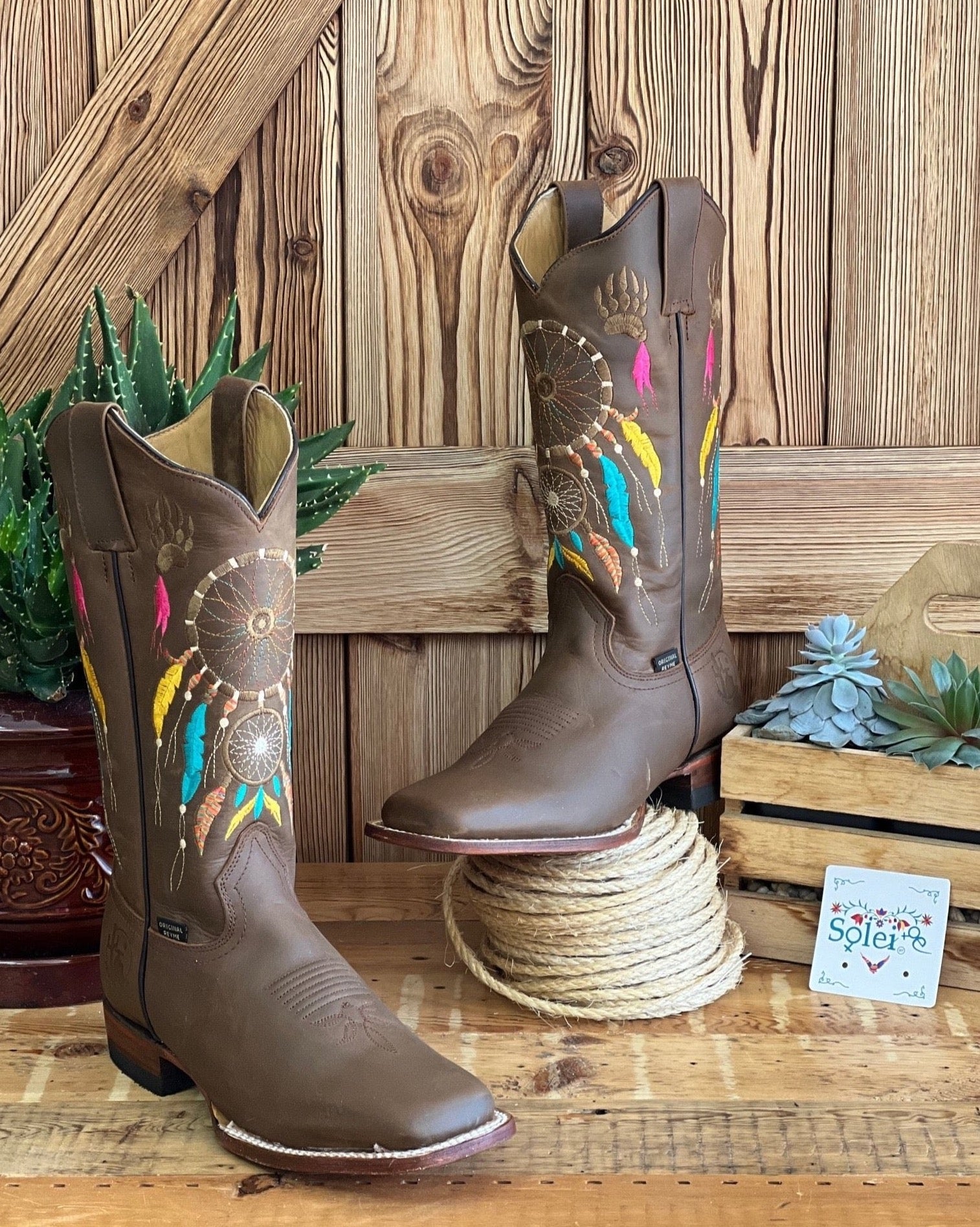 Artisanal Mexican Leather Embroidered Boots. Dreamcatcher Boots. - Solei Store